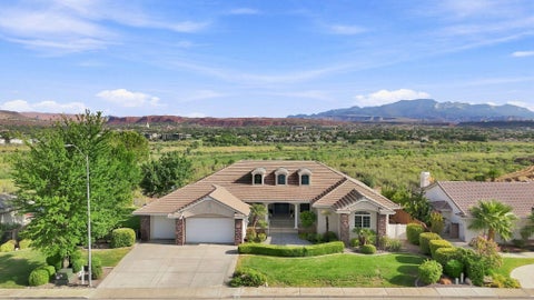 Tiny photo for 803 LIZZIE LN, Saint George, UT 84790 (MLS # 26-275213)