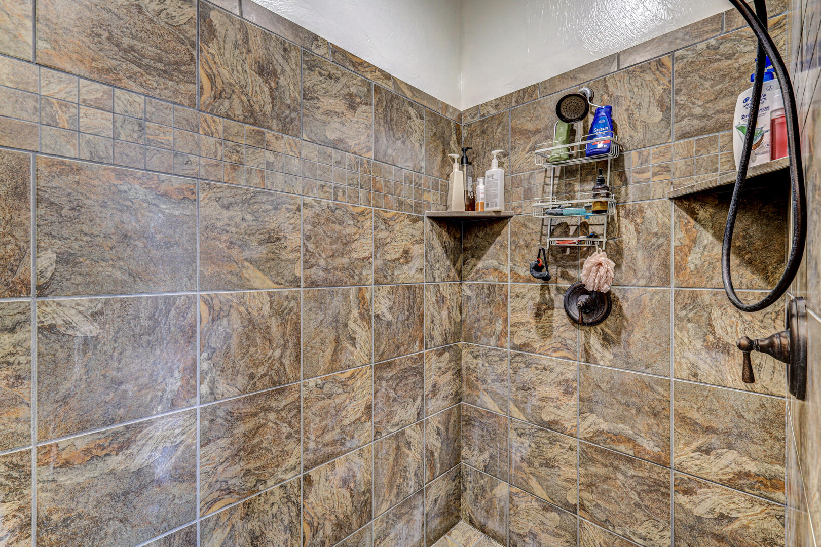 QUAIL COVE - Residential