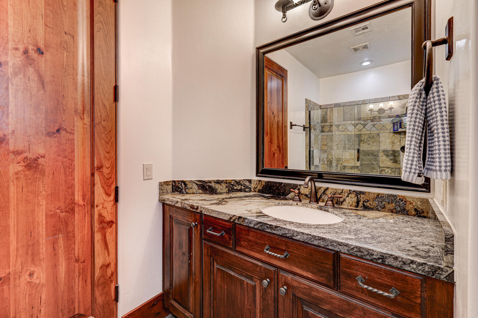 QUAIL COVE - Residential