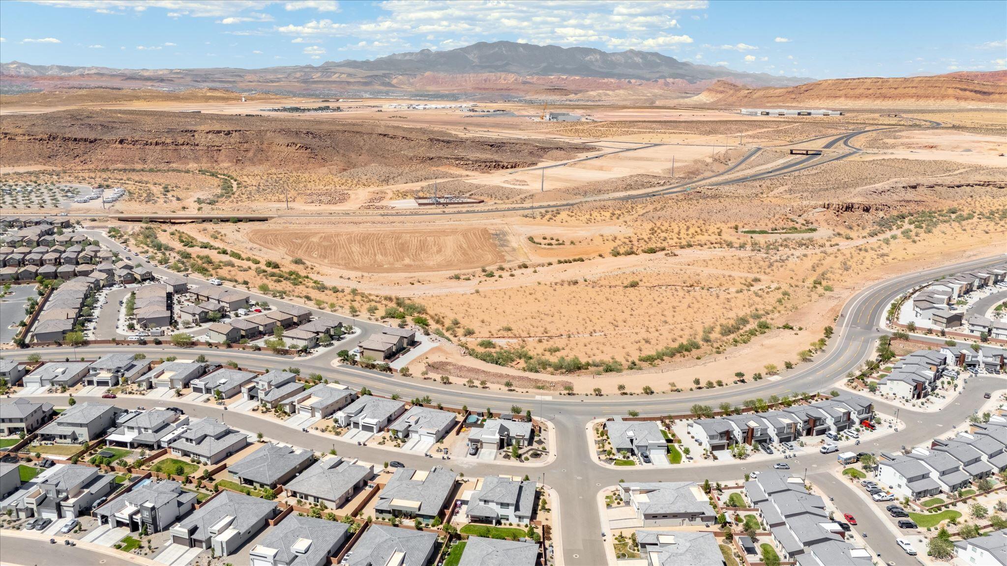 DESERT CLIFFS - Residential