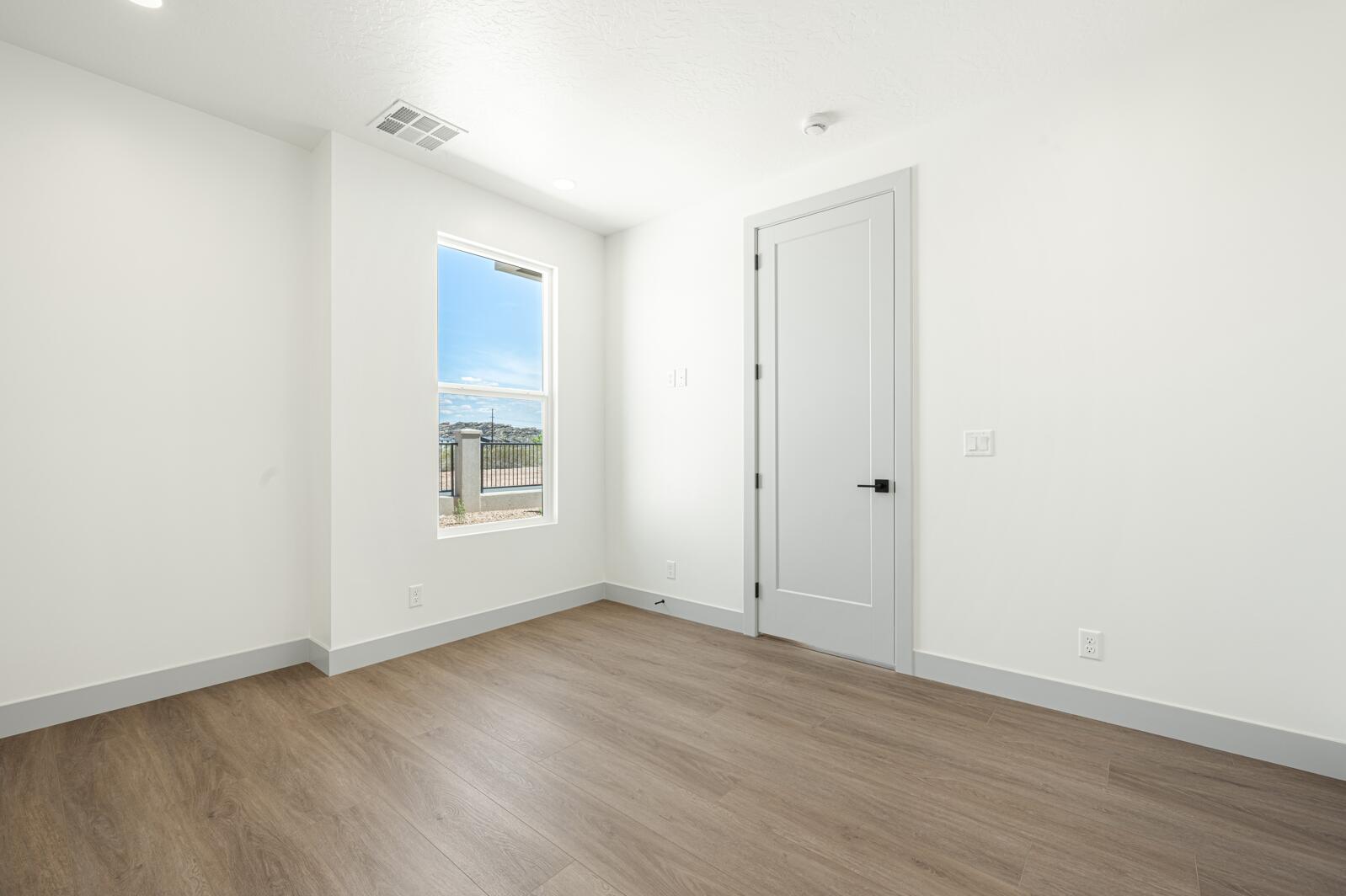 ISLAND AT CORAL CANYON - Residential