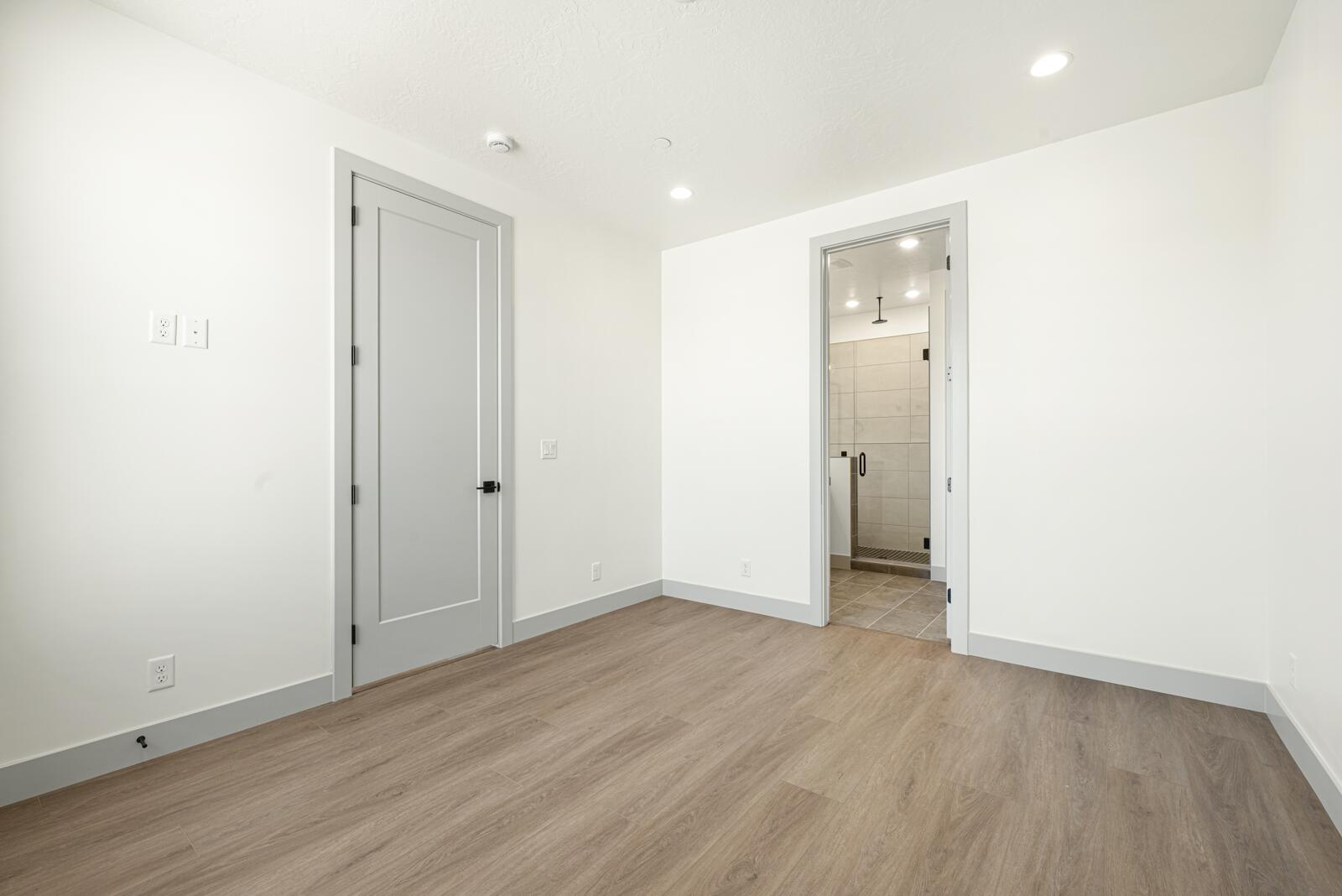 ISLAND AT CORAL CANYON - Residential