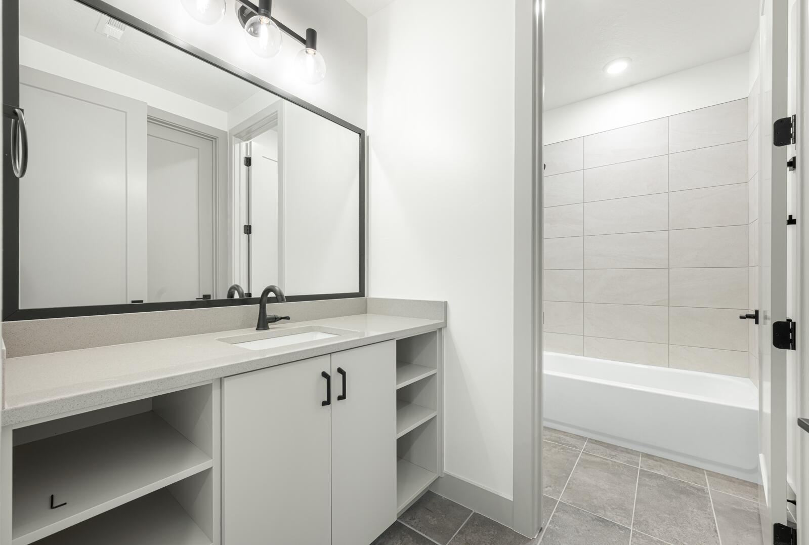 ISLAND AT CORAL CANYON - Residential