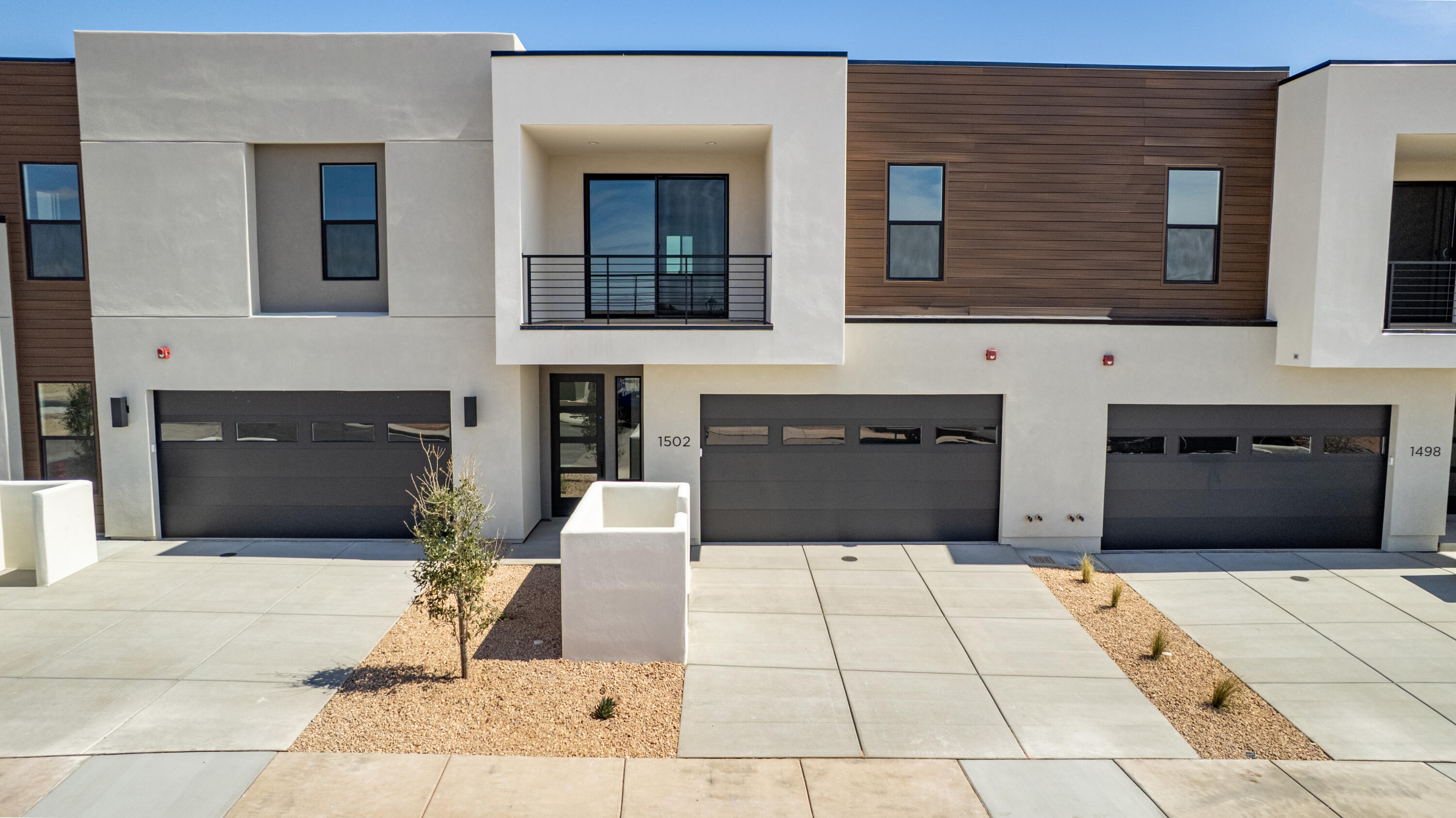 ISLAND AT CORAL CANYON - Residential