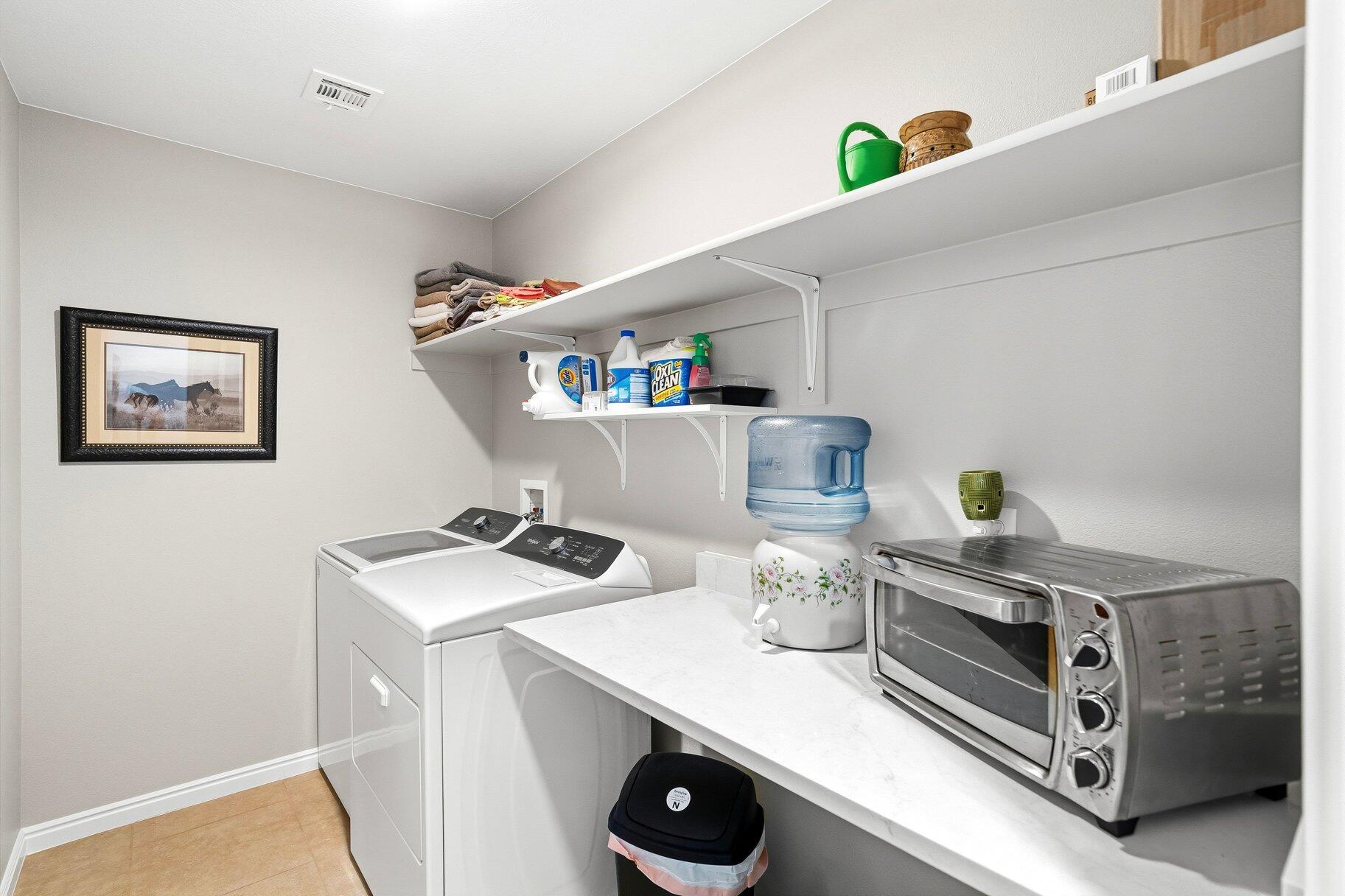 SUN CREST WEST - Residential