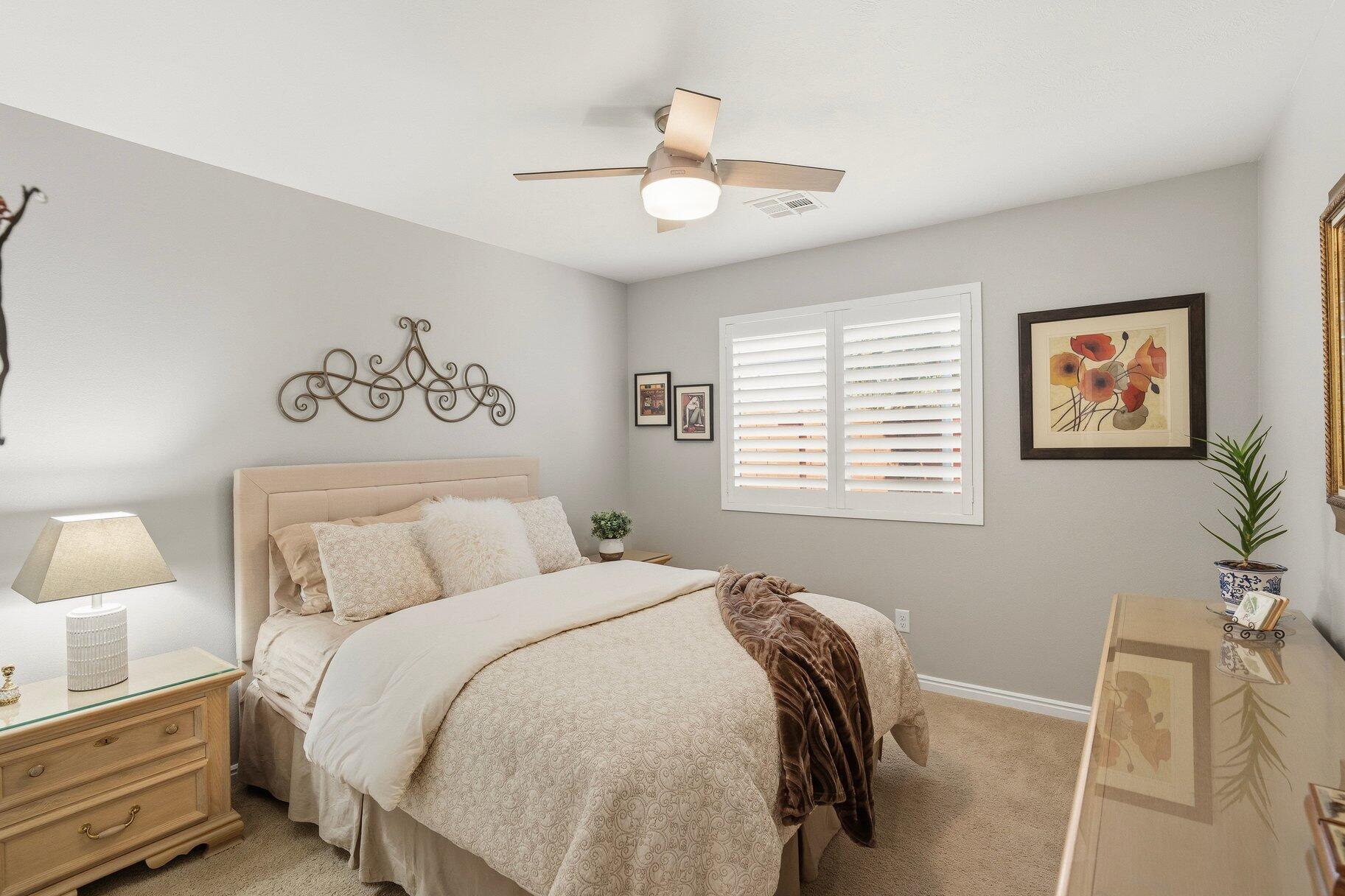 SUN CREST WEST - Residential