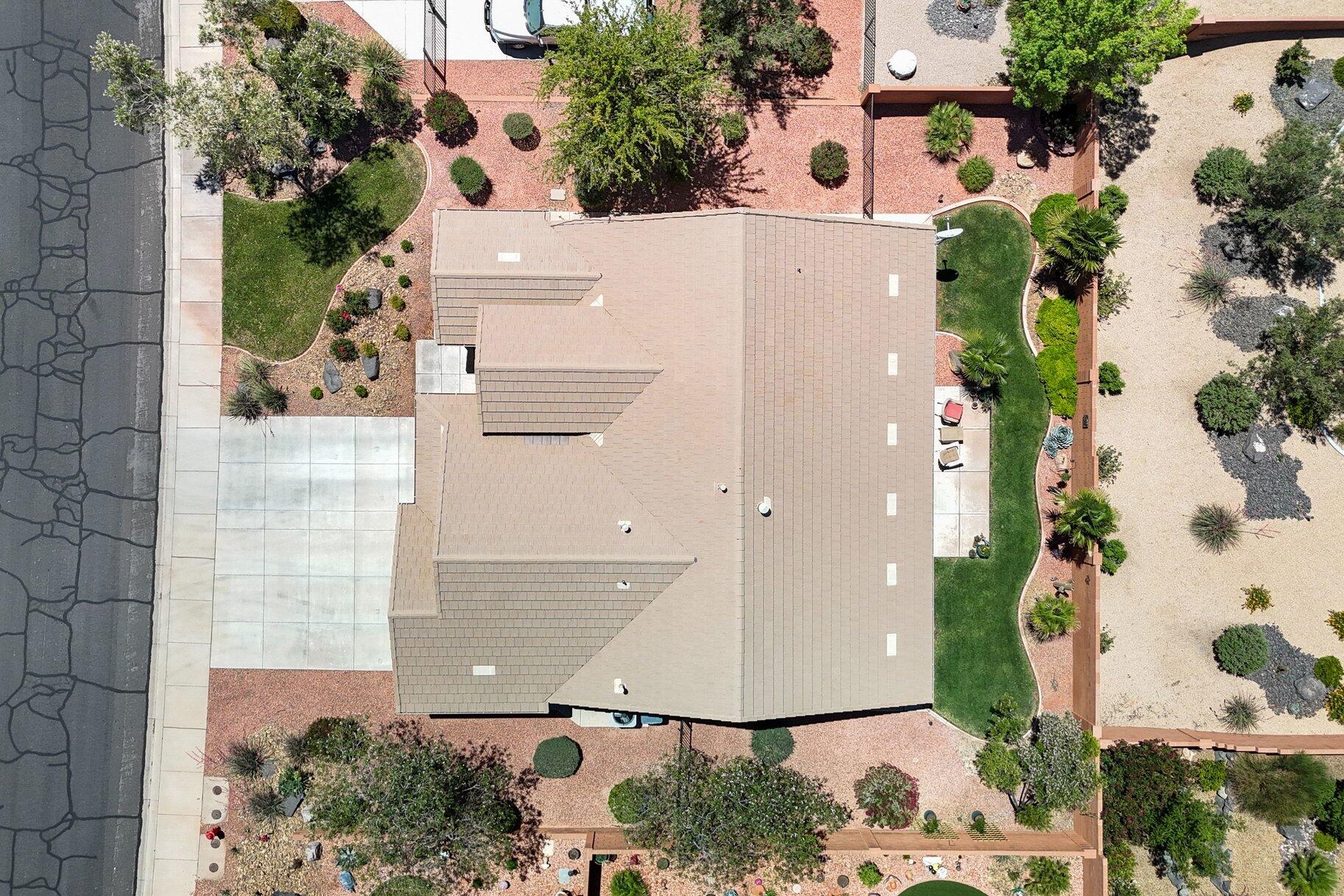 SUN CREST WEST - Residential