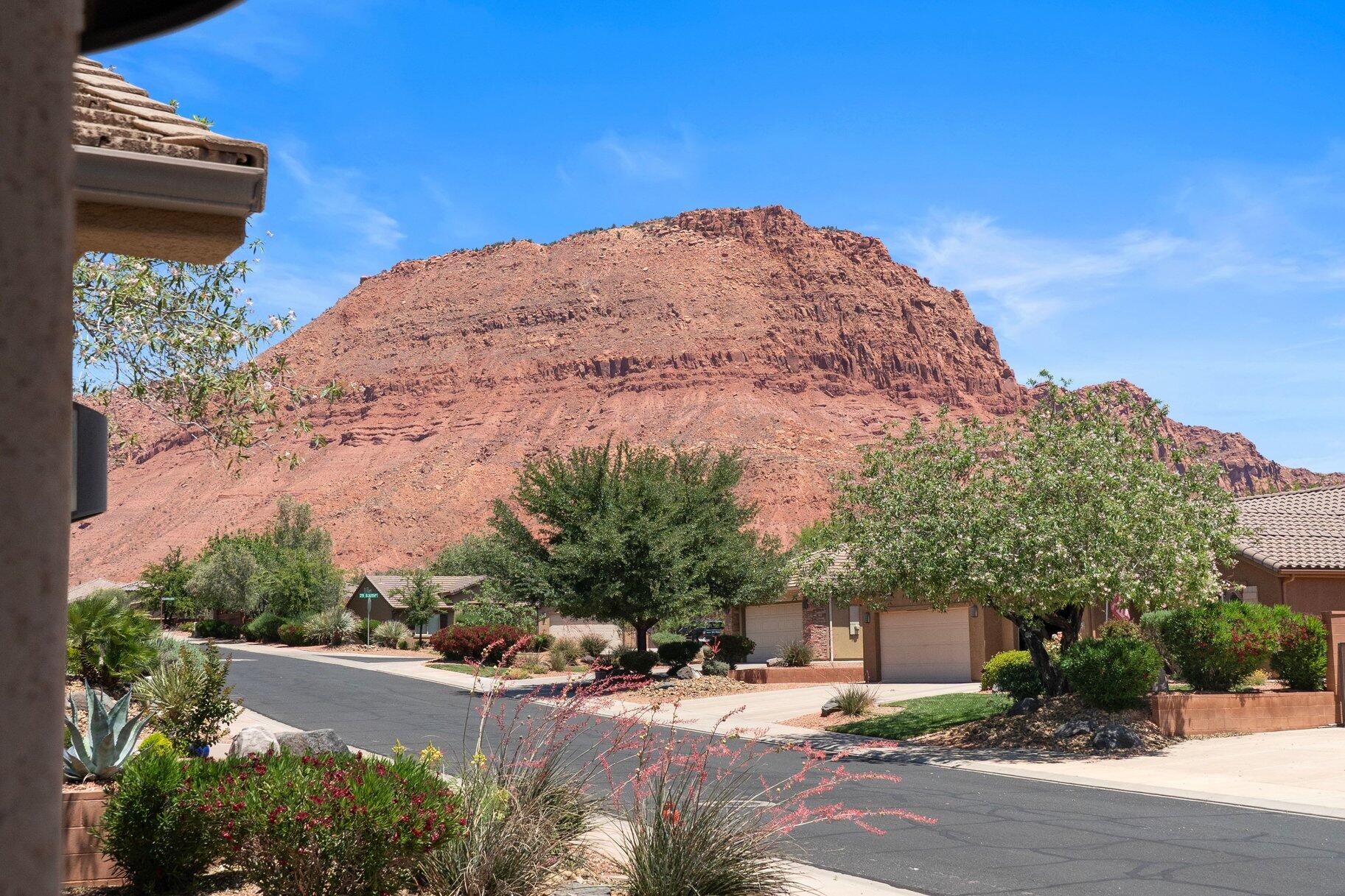 SUN CREST WEST - Residential