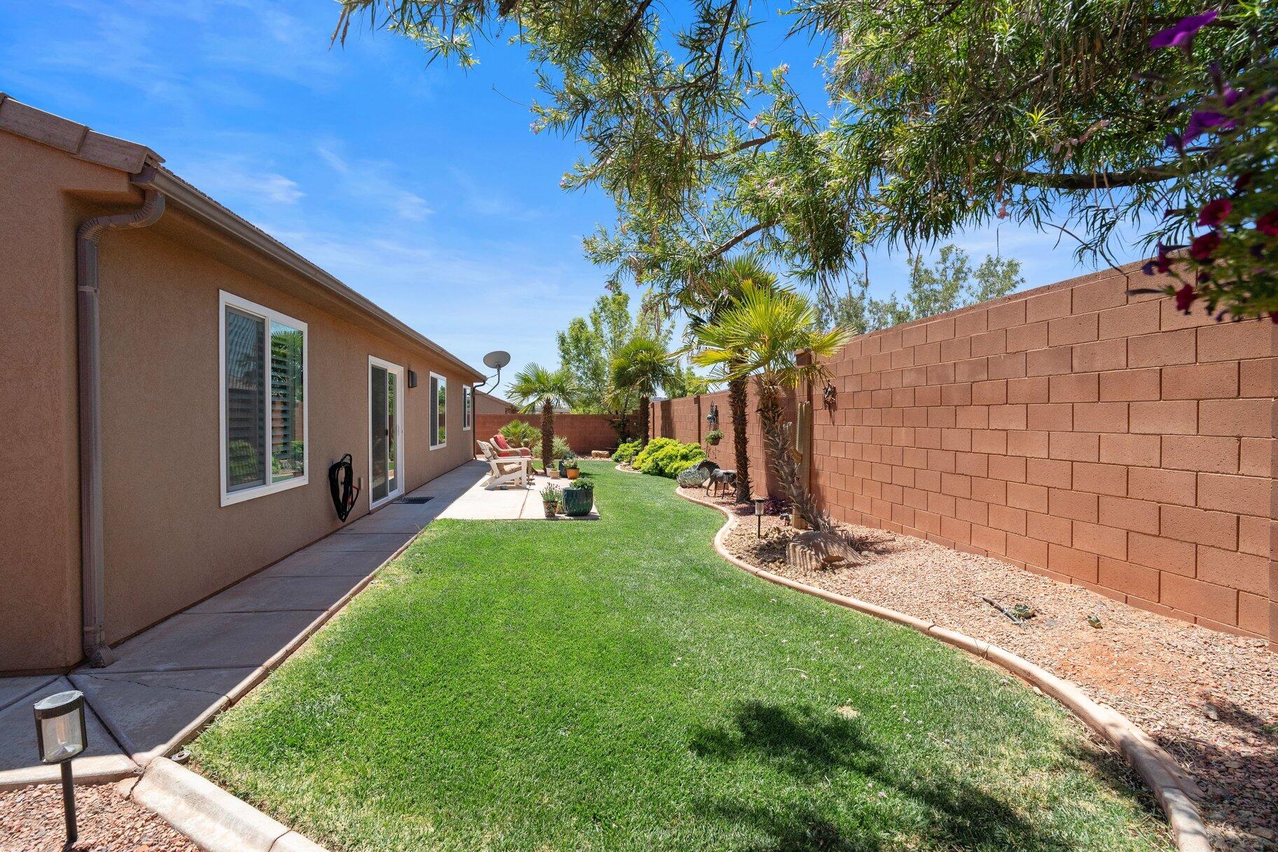 SUN CREST WEST - Residential