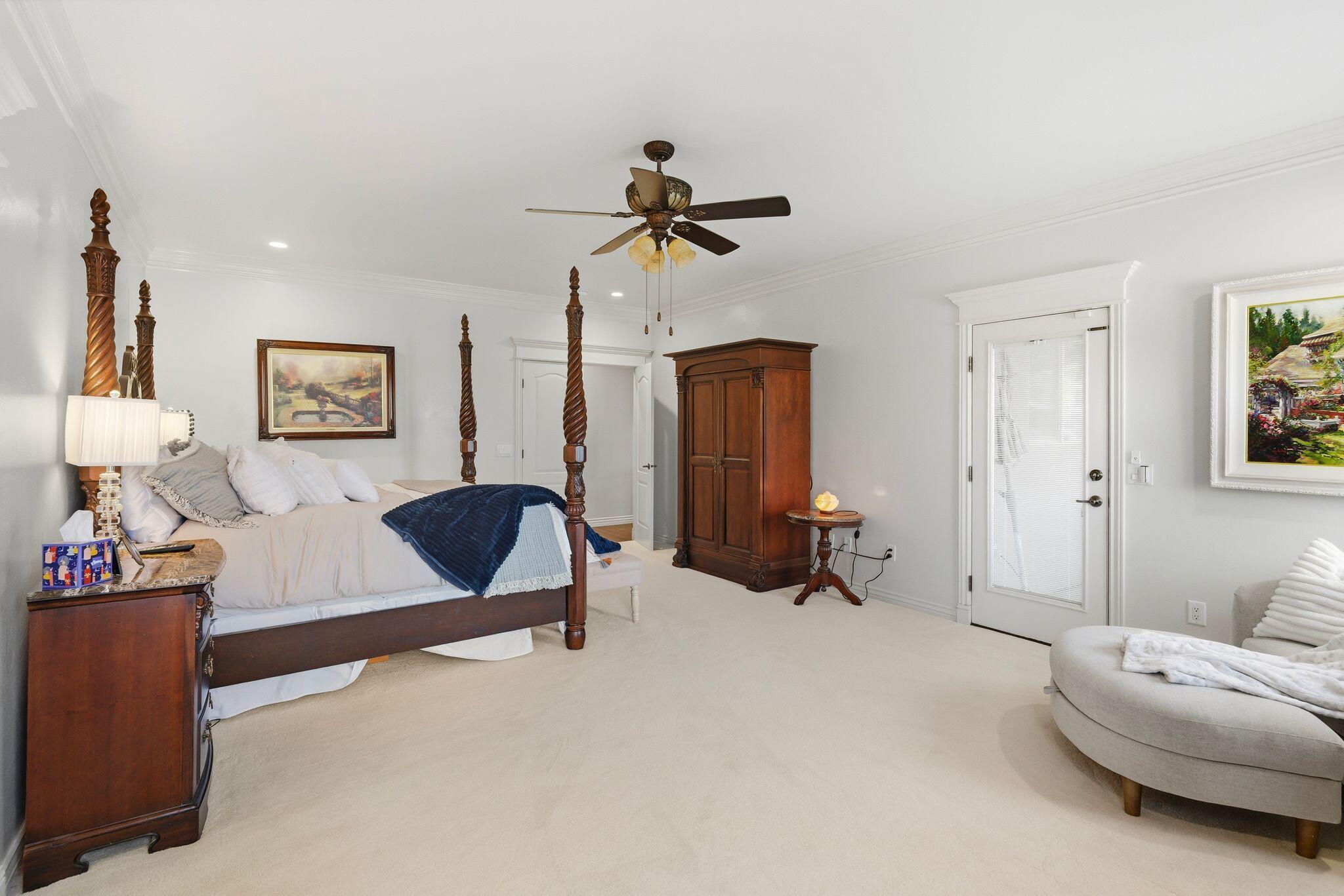 VINEYARDS - Residential