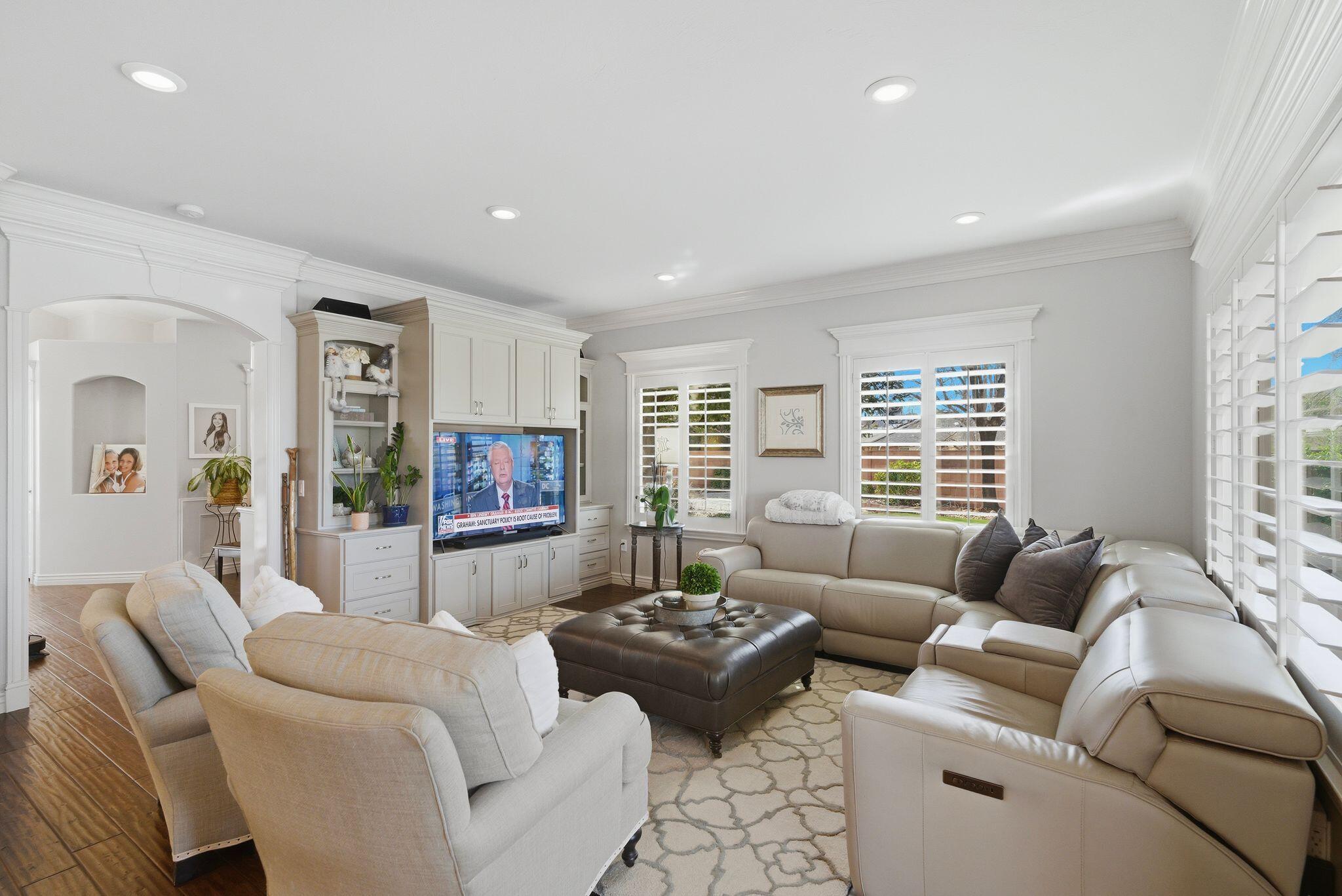 VINEYARDS - Residential