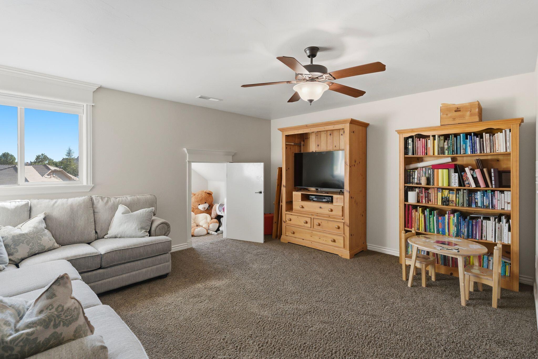 VINEYARDS - Residential