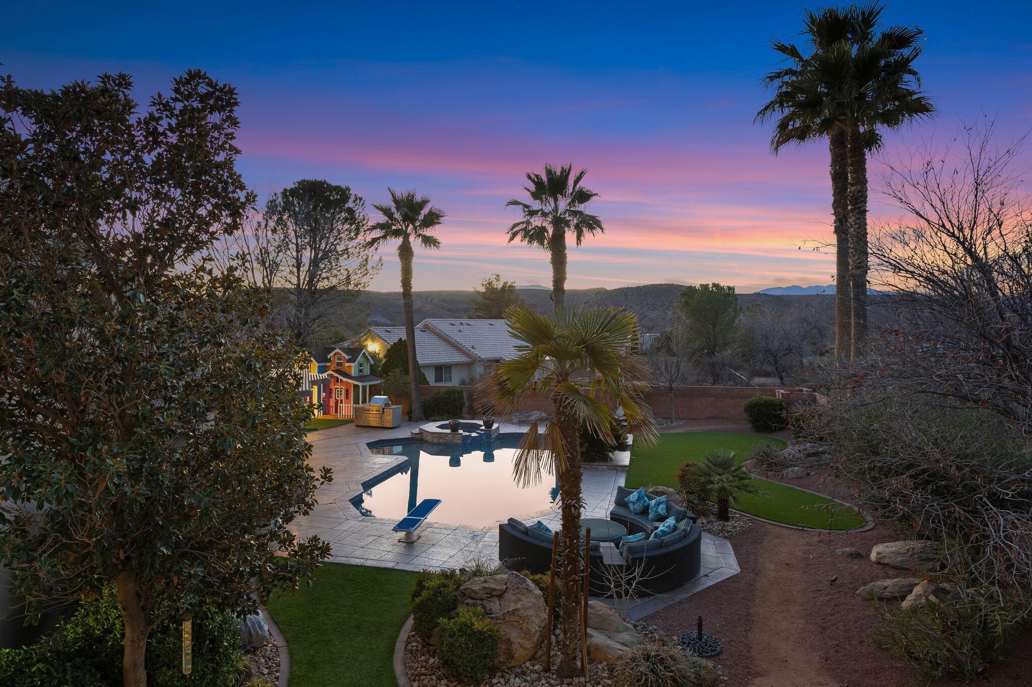 VINEYARDS - Residential