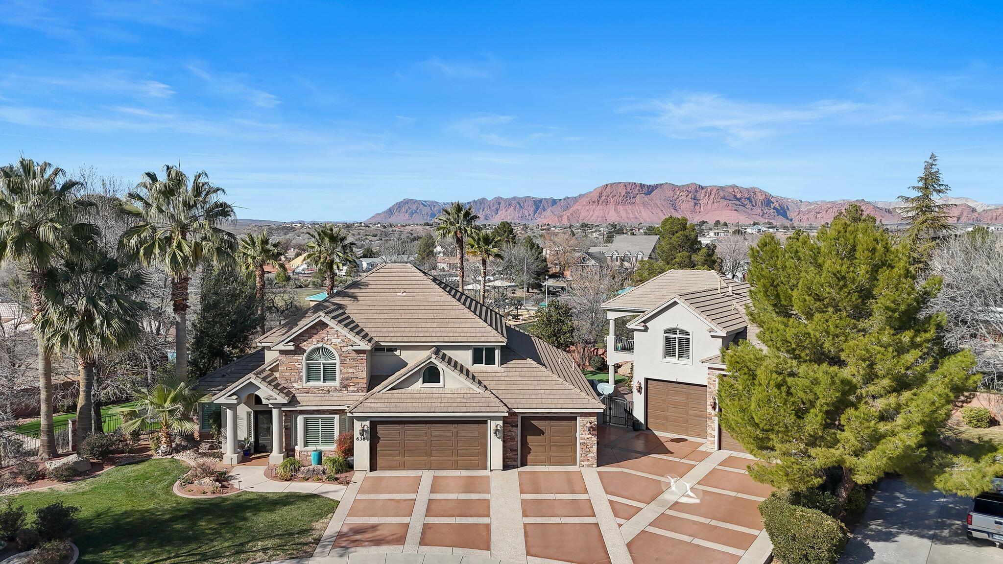 VINEYARDS - Residential