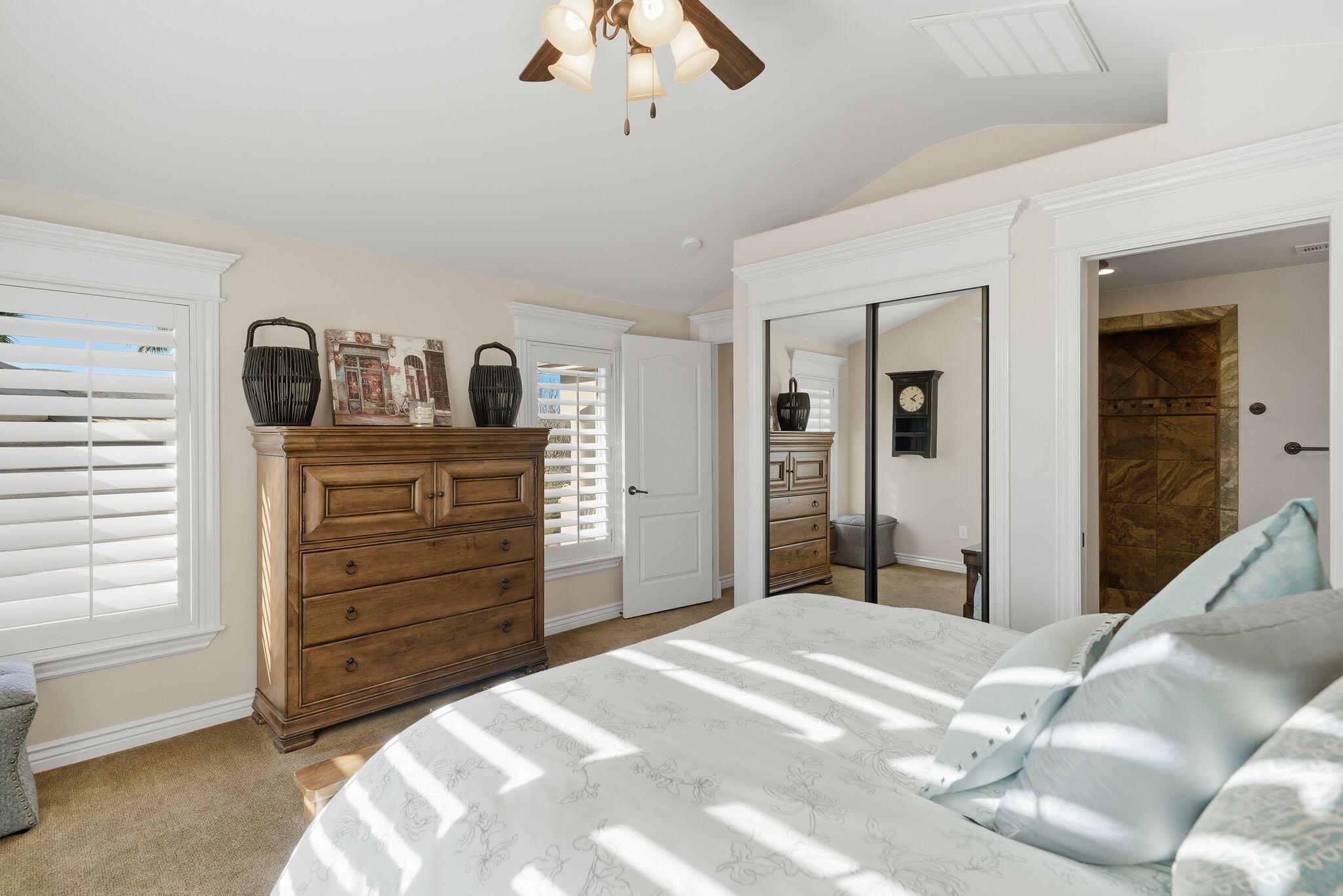 VINEYARDS - Residential