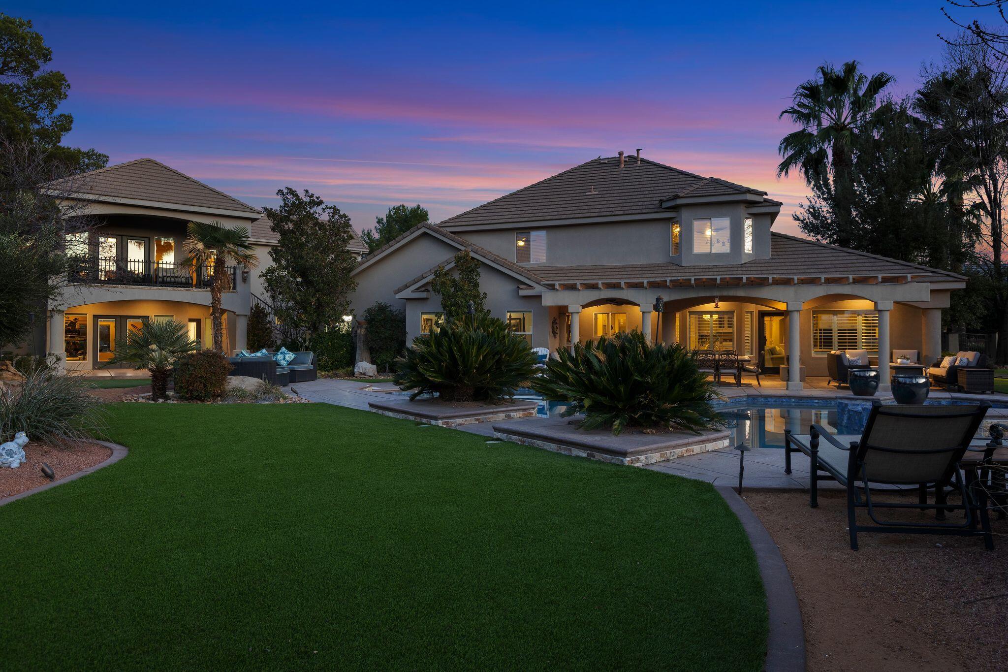 VINEYARDS - Residential