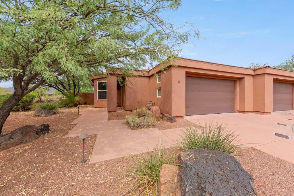 Photo of 2590 Pioneer Parkway 6F #6F, Saint George, UT 84765 (MLS # 26-275208)