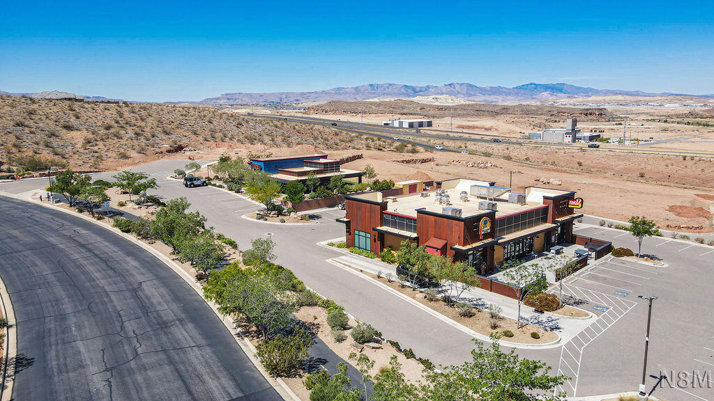 DESERT CROSSING - Residential