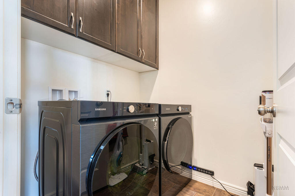 DESERT CROSSING - Residential