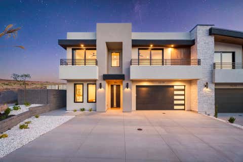 Photo of 5205 W 2390 S 173 #173, Hurricane, UT 84737 (MLS # 26-274949)