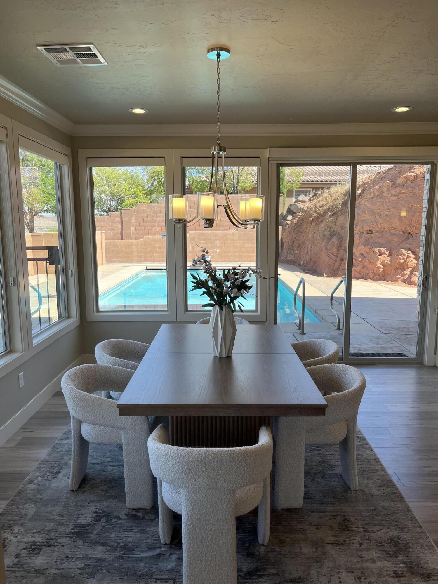 PRIMROSE POINT - Residential