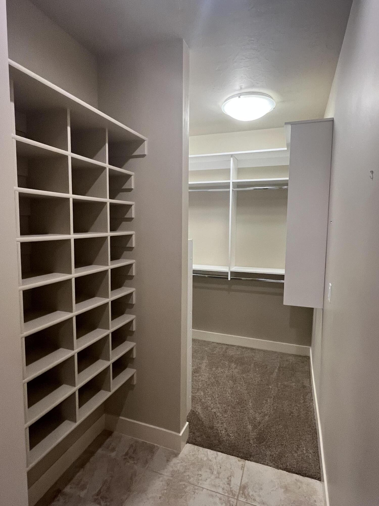 PRIMROSE POINT - Residential