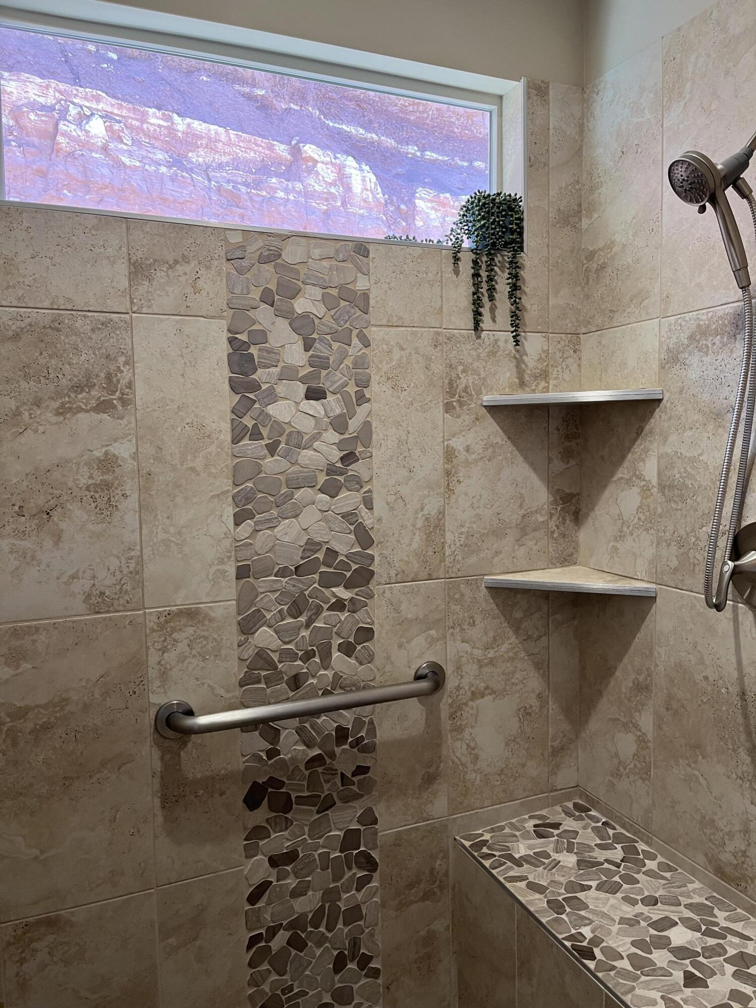 PRIMROSE POINT - Residential