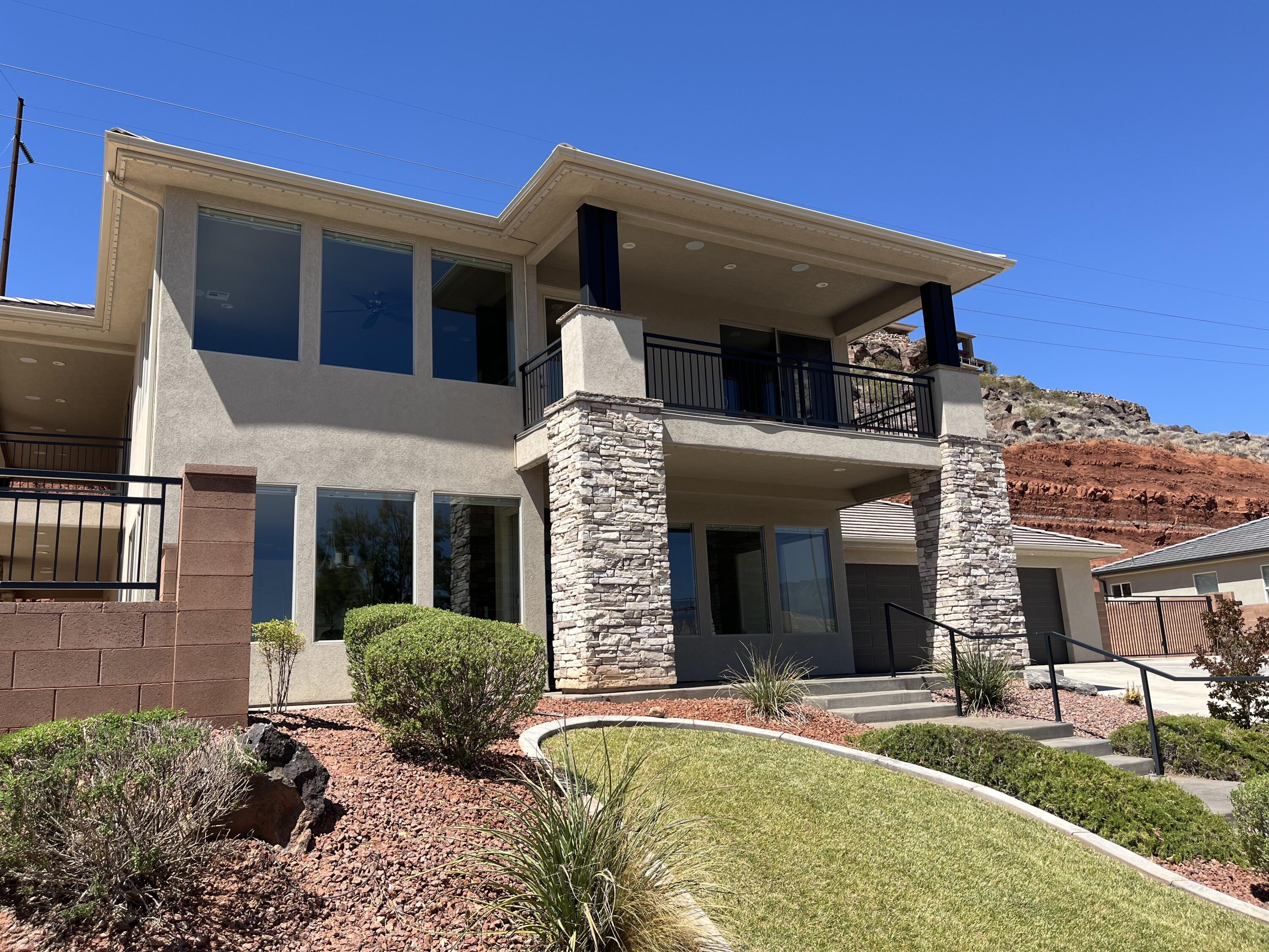 PRIMROSE POINT - Residential