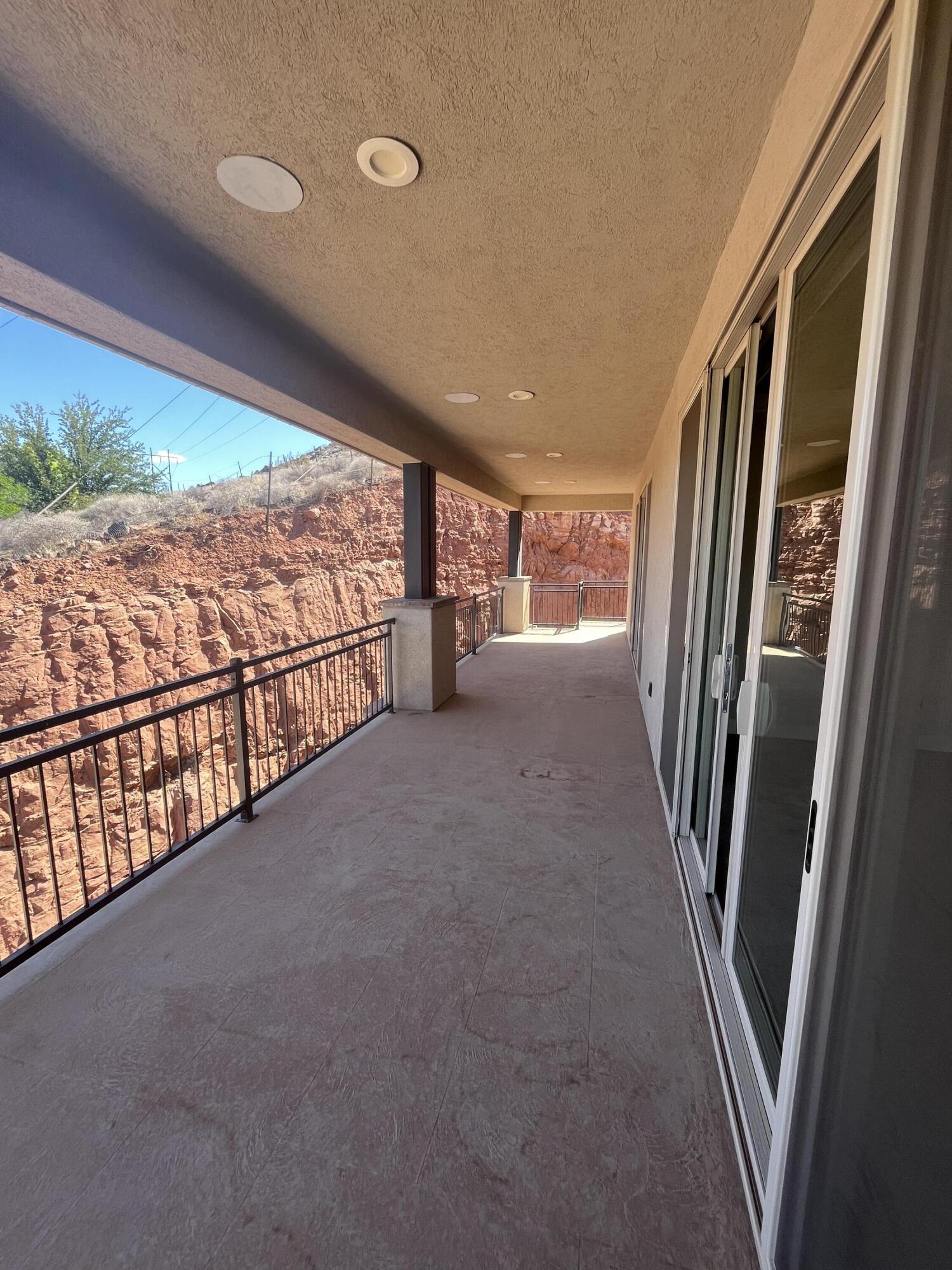 PRIMROSE POINT - Residential