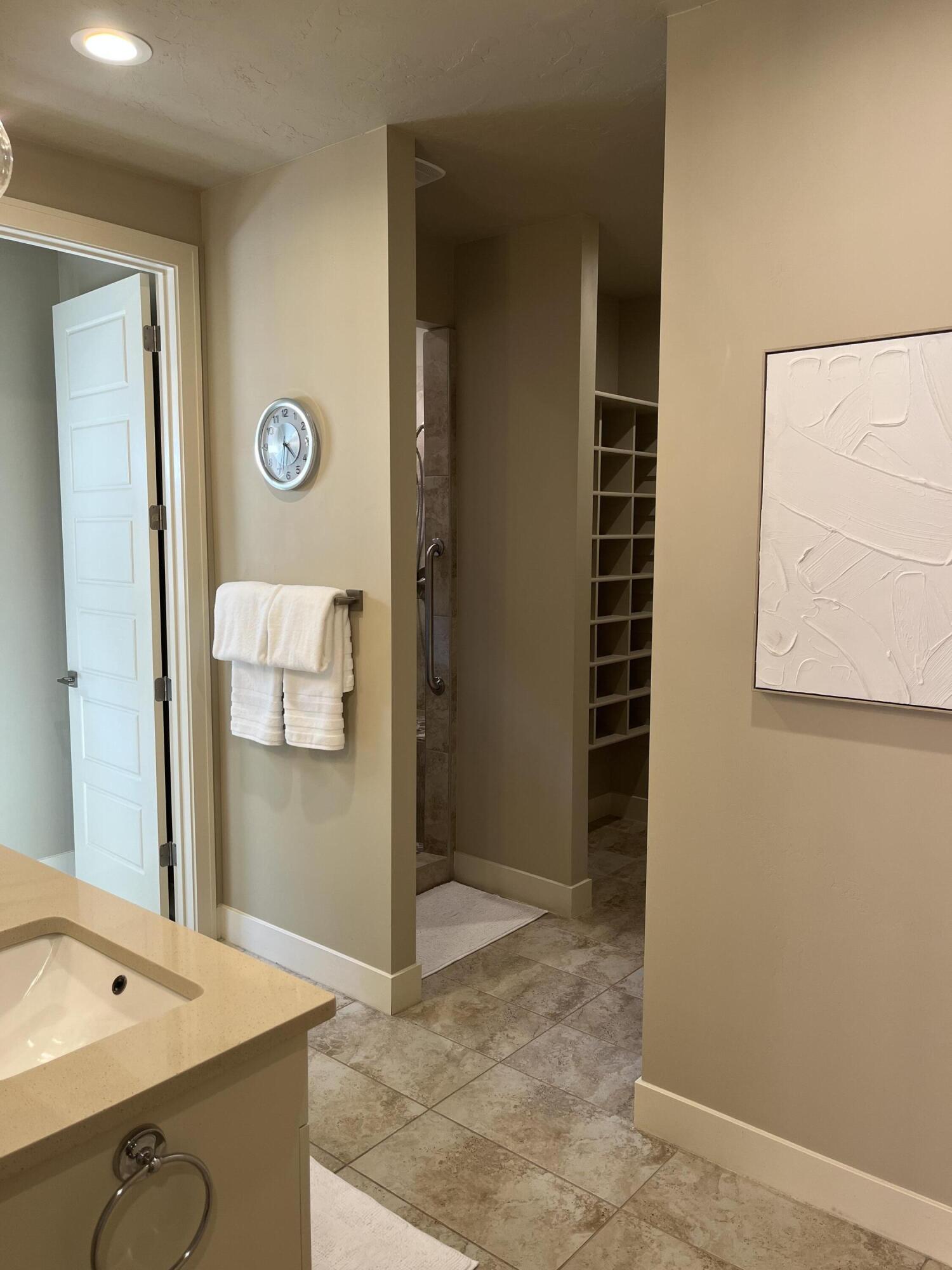 PRIMROSE POINT - Residential