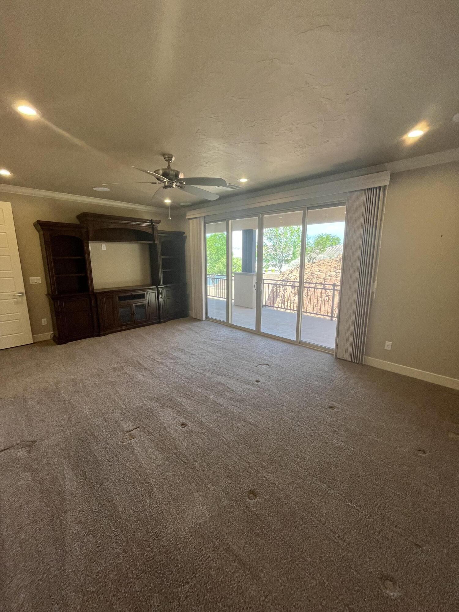 PRIMROSE POINT - Residential