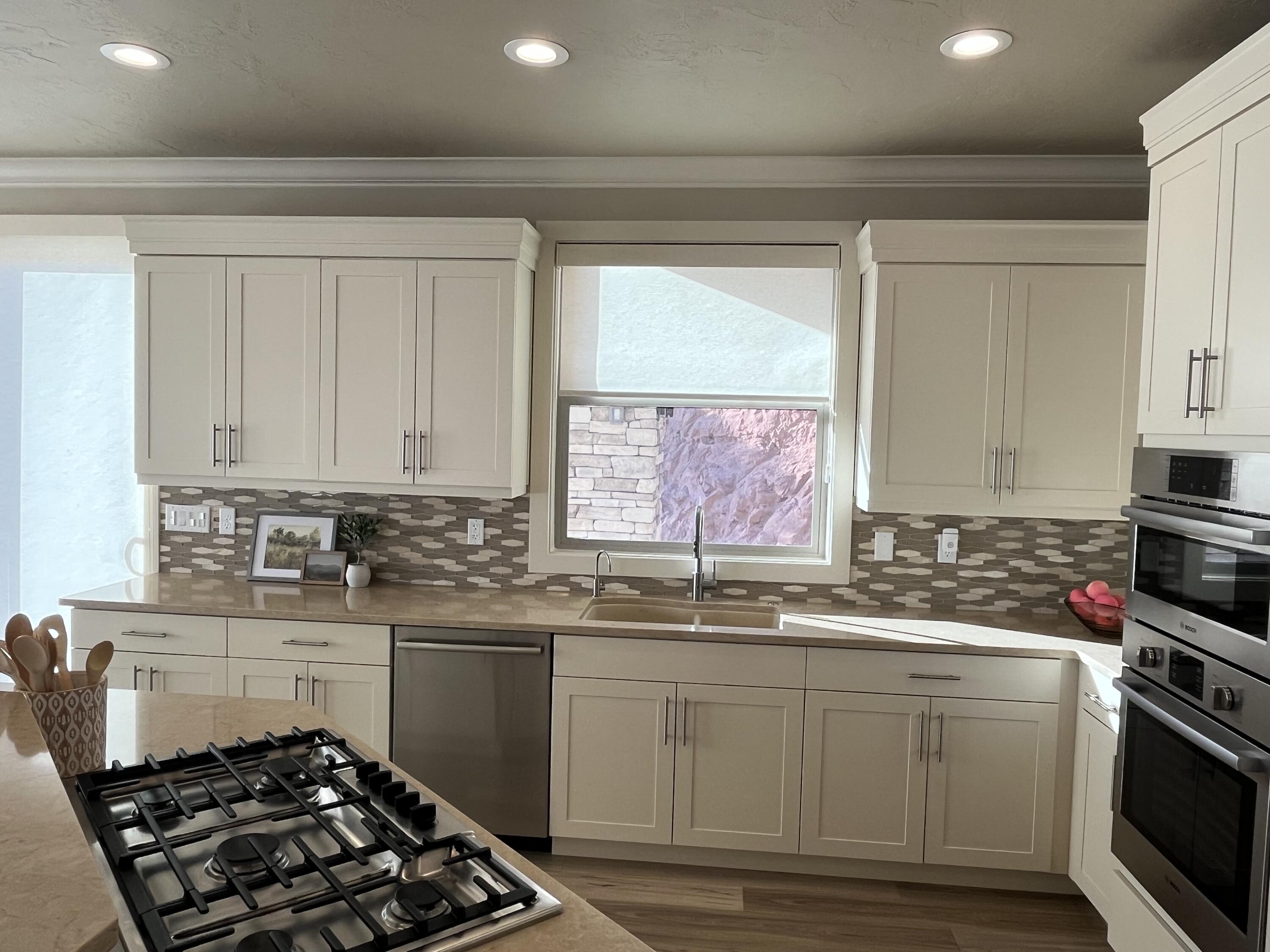 PRIMROSE POINT - Residential