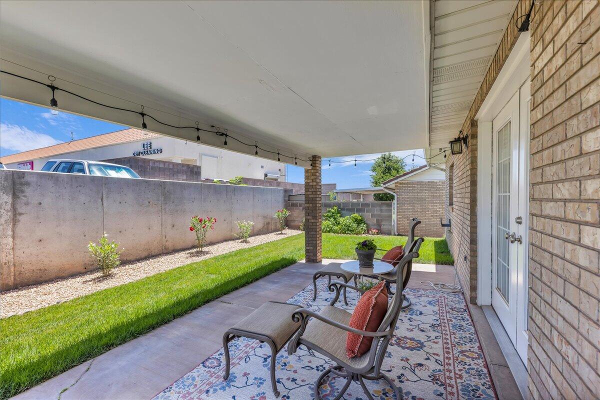 SUN COUNTRY MEADOWS TOWNHOMES - Residential