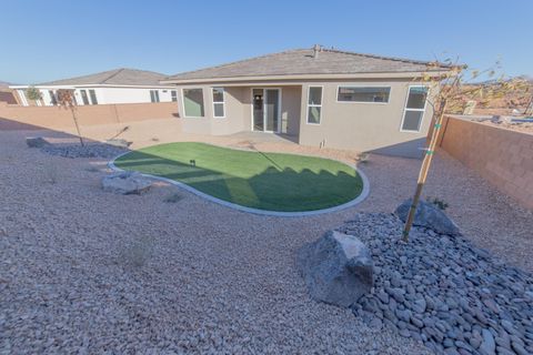 Tiny photo for 529 N 3010 W, Hurricane, UT 84737 (MLS # 26-270139)
