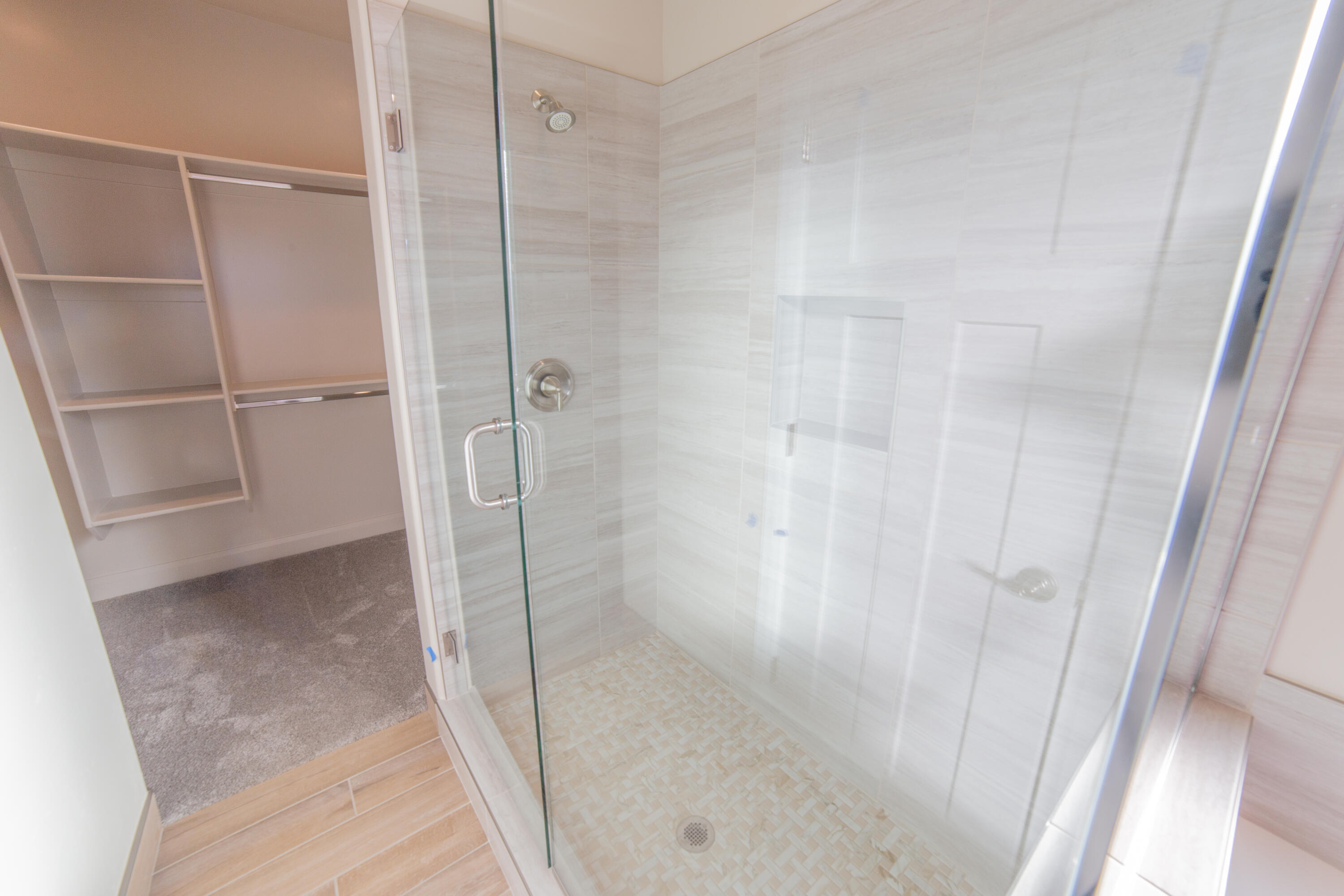 SKY VALLEY - Residential