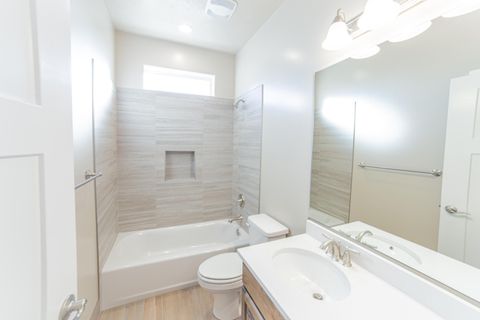 Tiny photo for 529 N 3010 W, Hurricane, UT 84737 (MLS # 26-270139)