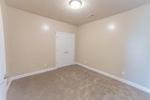 Tiny photo for 529 N 3010 W, Hurricane, UT 84737 (MLS # 26-270139)