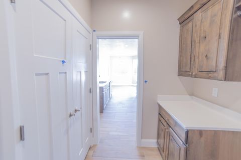 Tiny photo for 529 N 3010 W, Hurricane, UT 84737 (MLS # 26-270139)