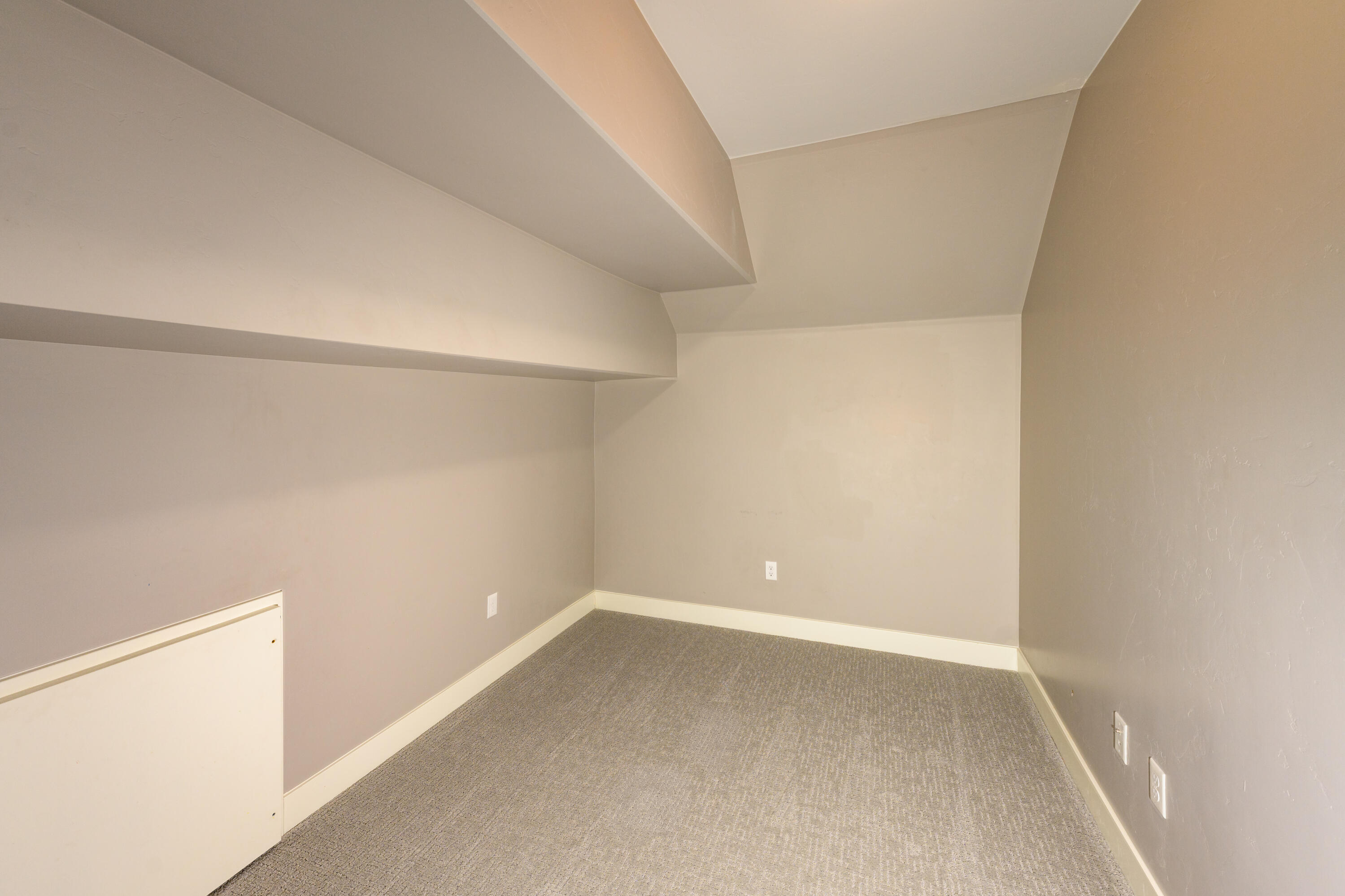 FIELDSTONE - Residential