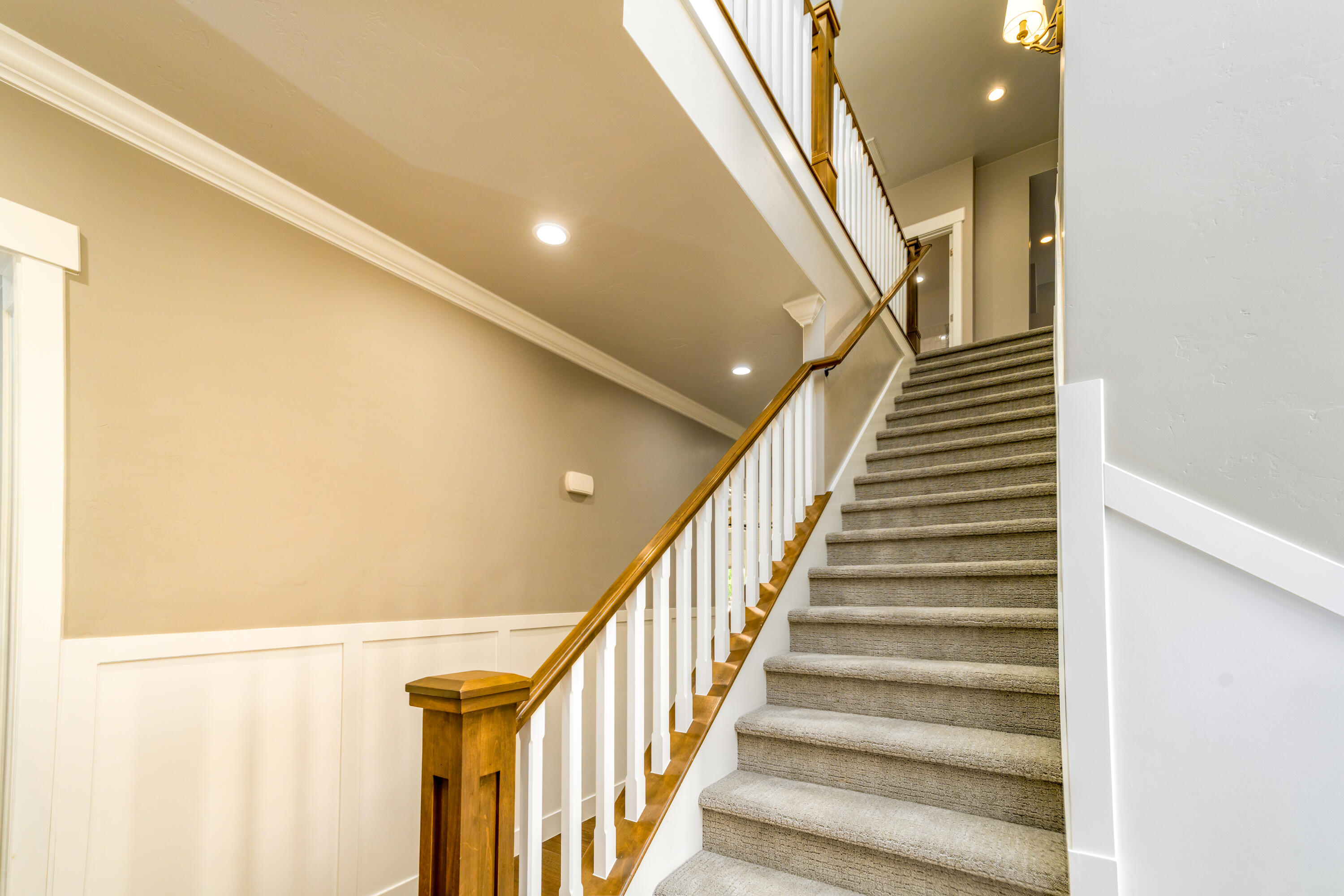 FIELDSTONE - Residential