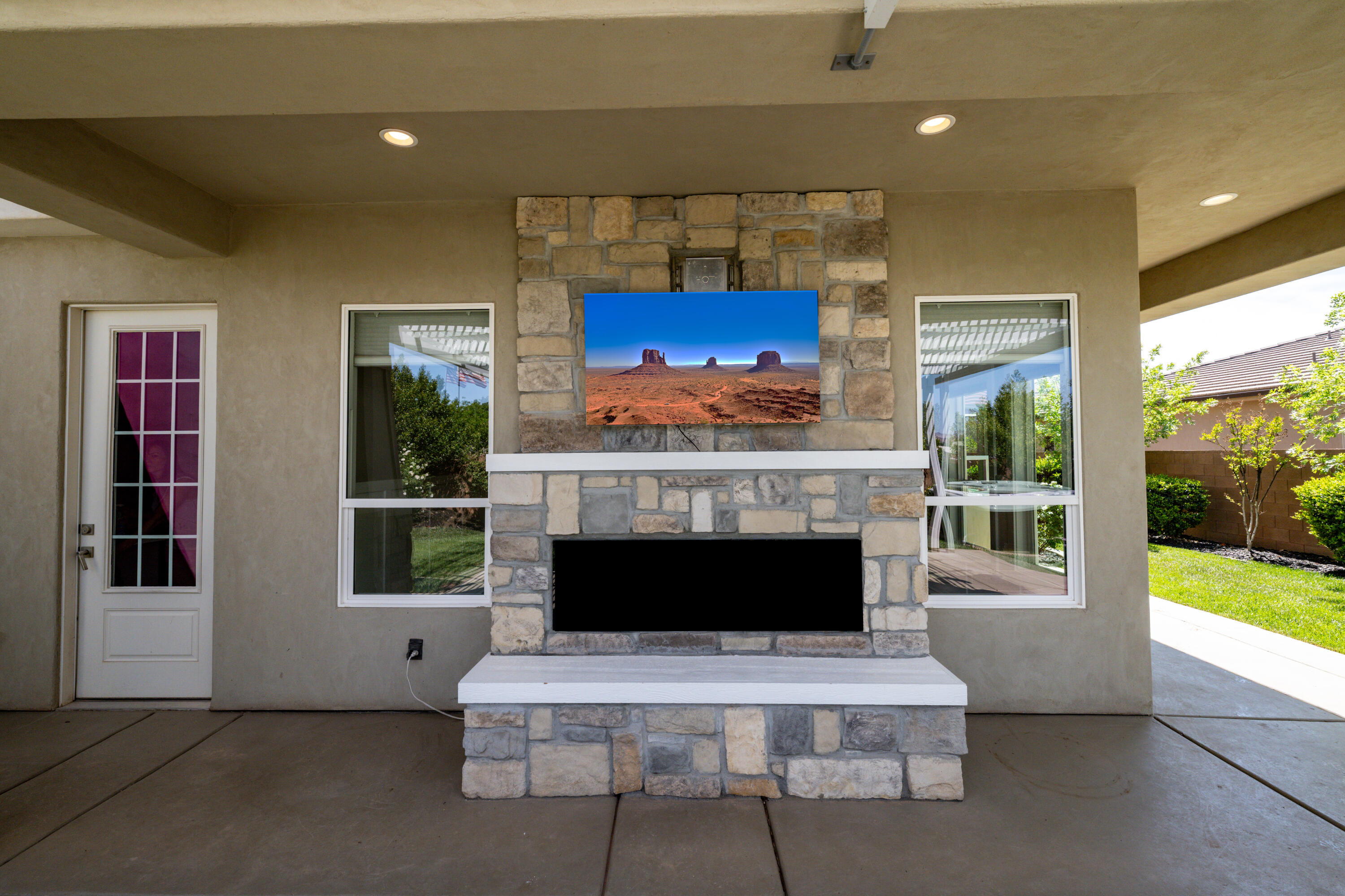 FIELDSTONE - Residential