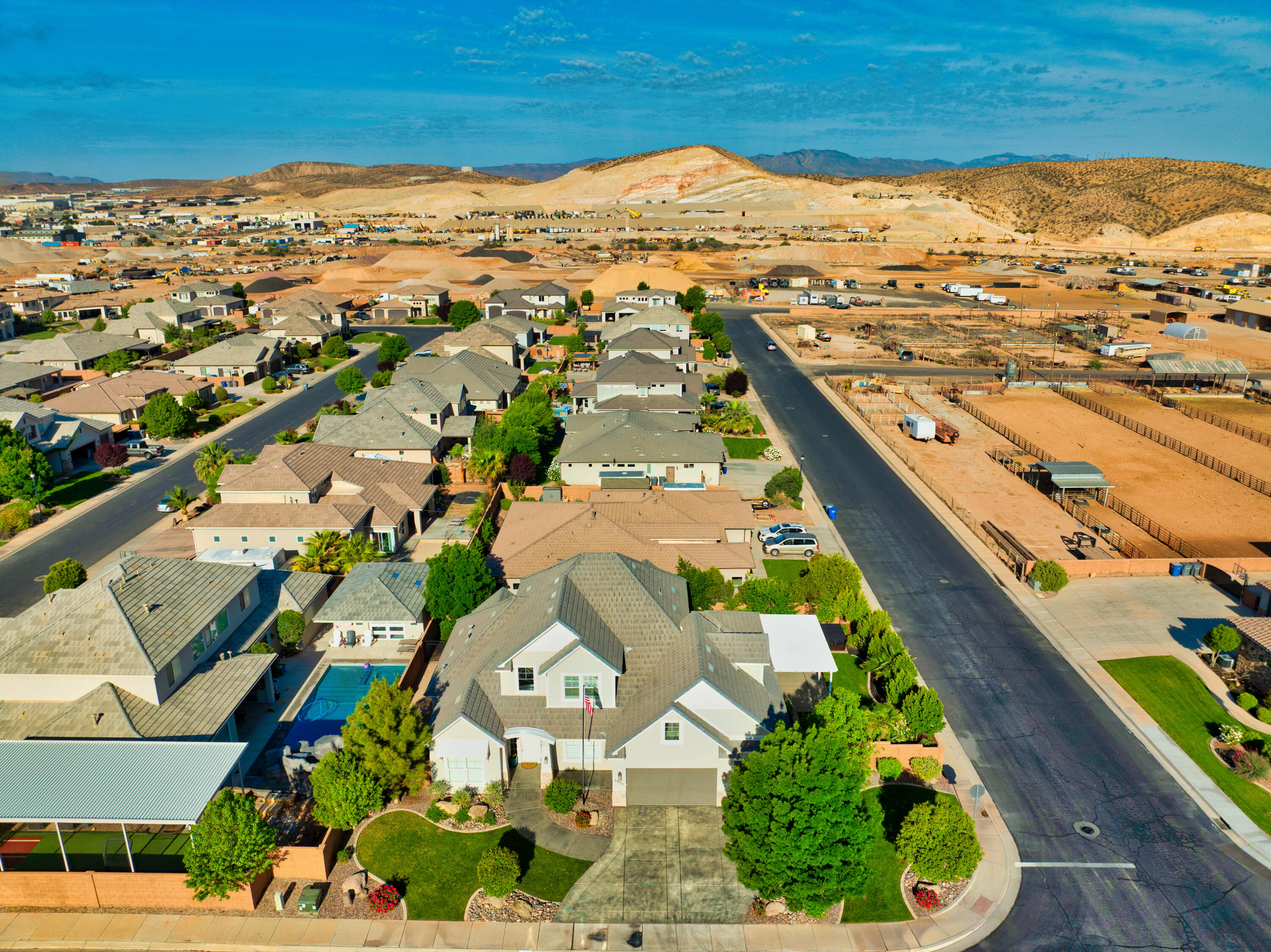 FIELDSTONE - Residential