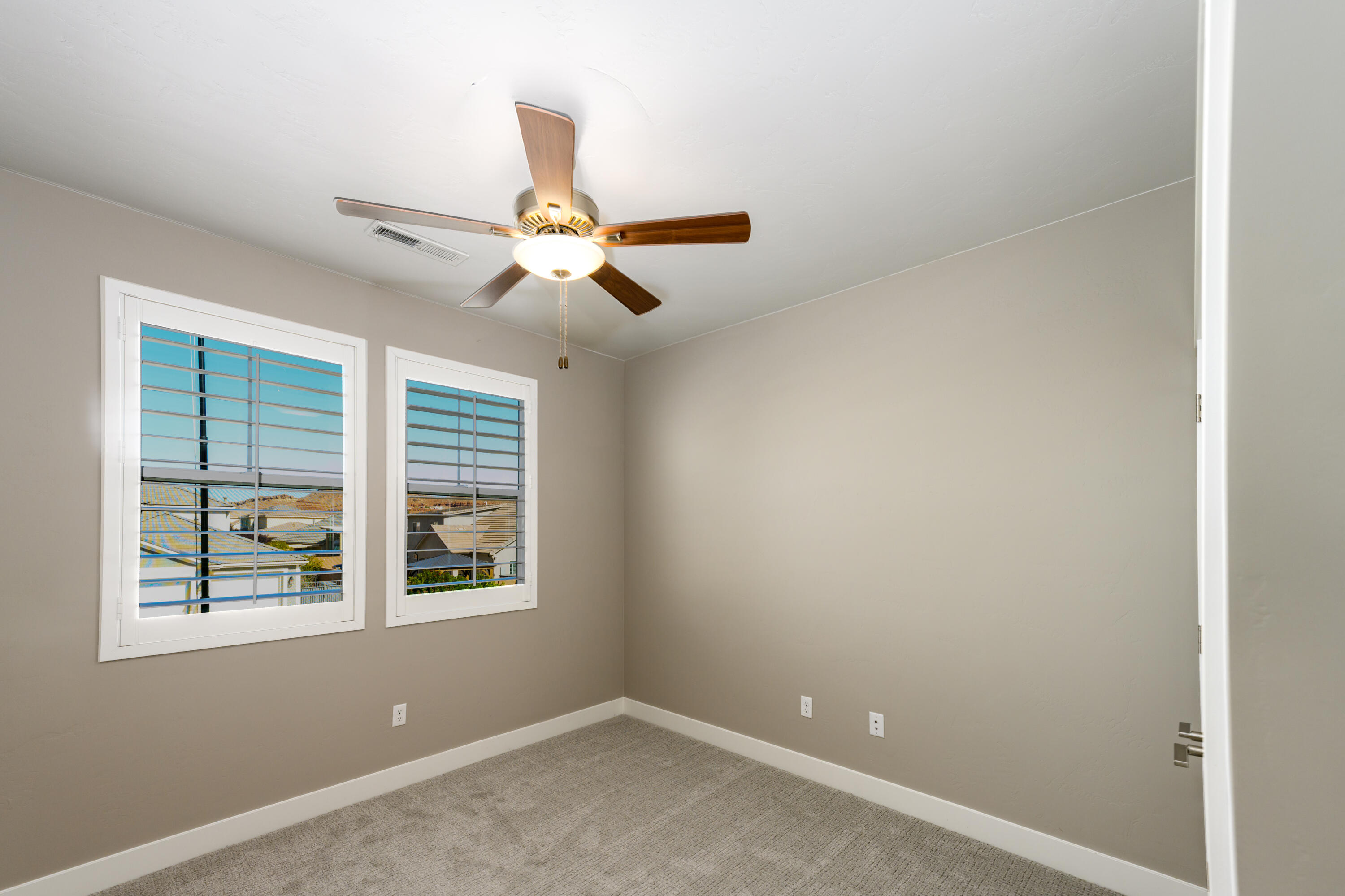 FIELDSTONE - Residential