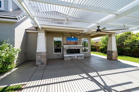 Tiny photo for 3454 S 2240 E, Saint George, UT 84790 (MLS # 26-271947)