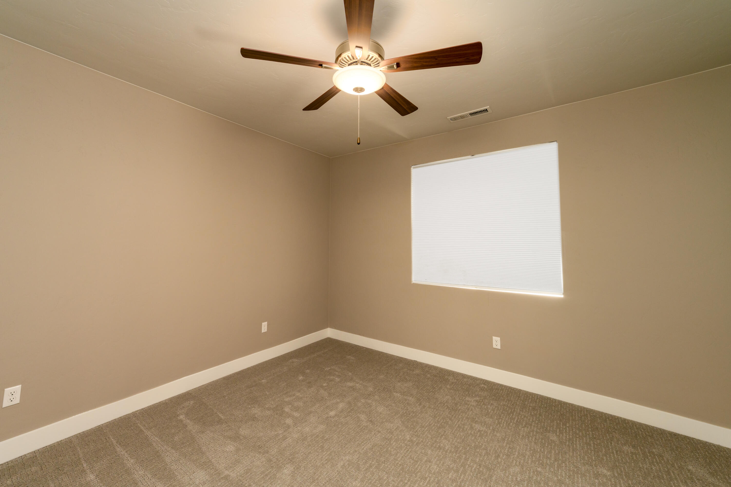 FIELDSTONE - Residential