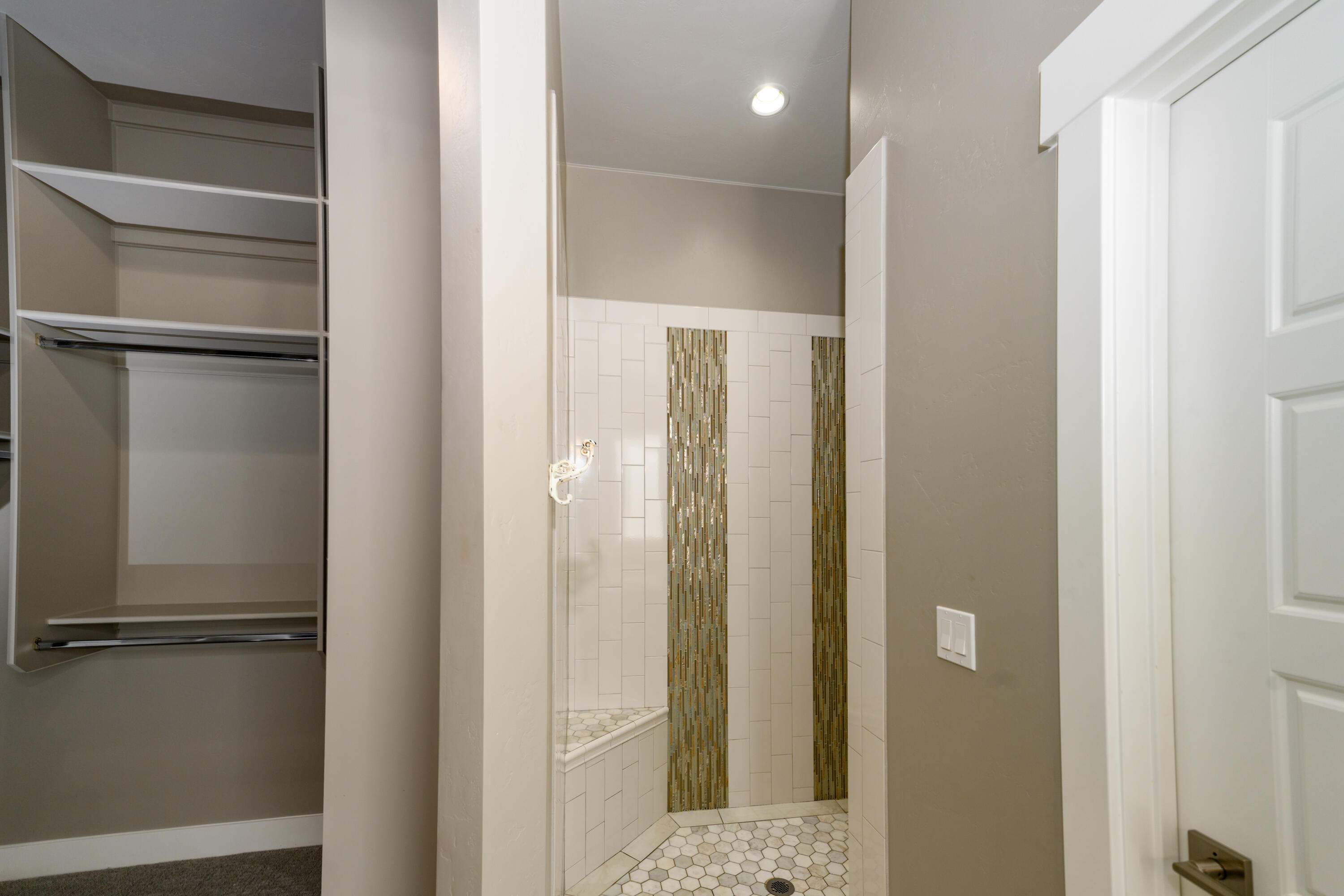 FIELDSTONE - Residential