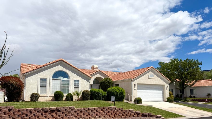 Welcome to effortless living in this beautifully maintained 3-bedroom,2-bathroom home,nestled in the highly desirable Vista Del Sol 55+ community.Combining comfort and convenience, this single-level residence offers an open-concept floor plan with vaulted ceilings throughout-perfect for entertaining or enjoying a relaxed lifestyle.Step inside to a bright,airy living space featuring large windows,a cozy dining area,and a well-equipped kitchen with abundant cabinetry and a convenient breakfast bar.The spacious primary suite boasts a private bath with dual vanities and a generous walk-in closet.Two additional bedrooms offer flexibility for guests,hobbies,or a home office.Recent updates include stylish new flooring,a newer HVAC system and water heater, ensuring both comfort and peace of mind! comfort and peace of mind!