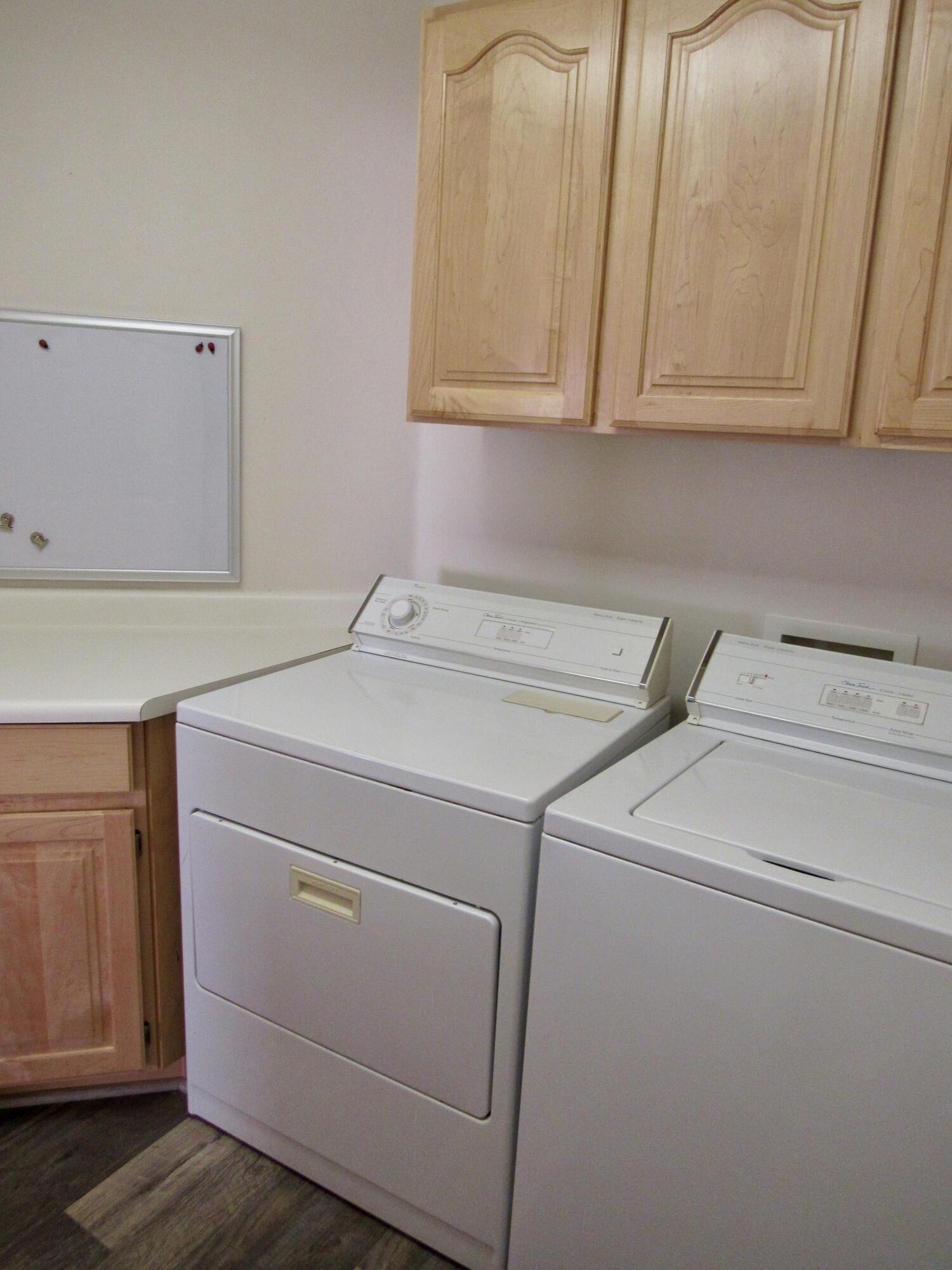 VISTA DEL SOL TOWNHOMES - Residential