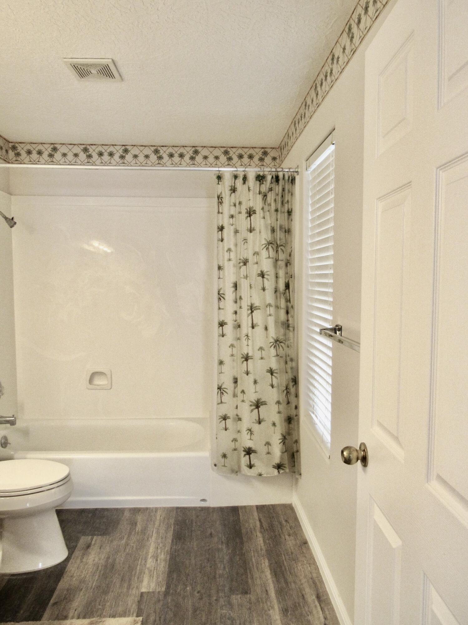 VISTA DEL SOL TOWNHOMES - Residential