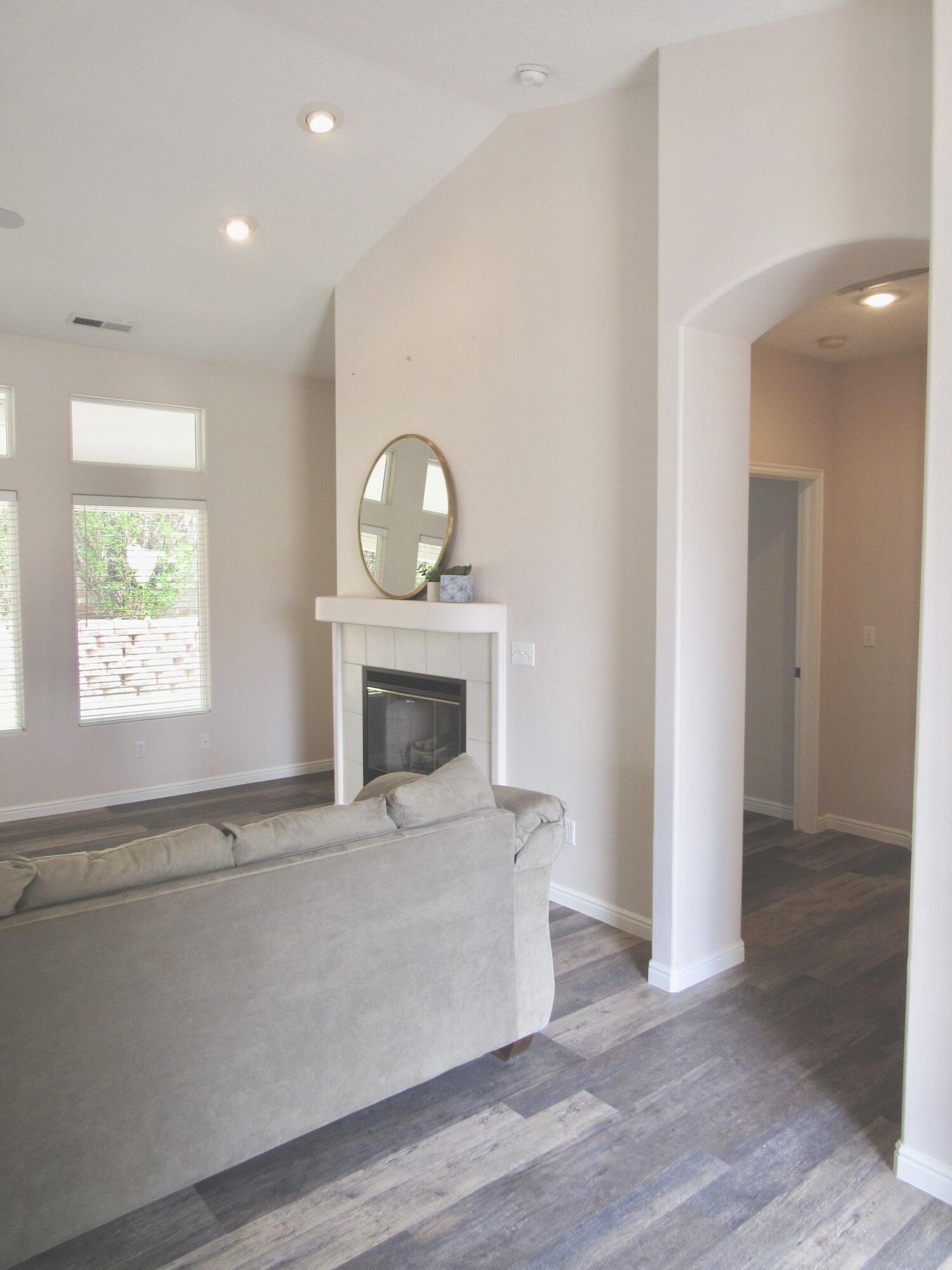 VISTA DEL SOL TOWNHOMES - Residential